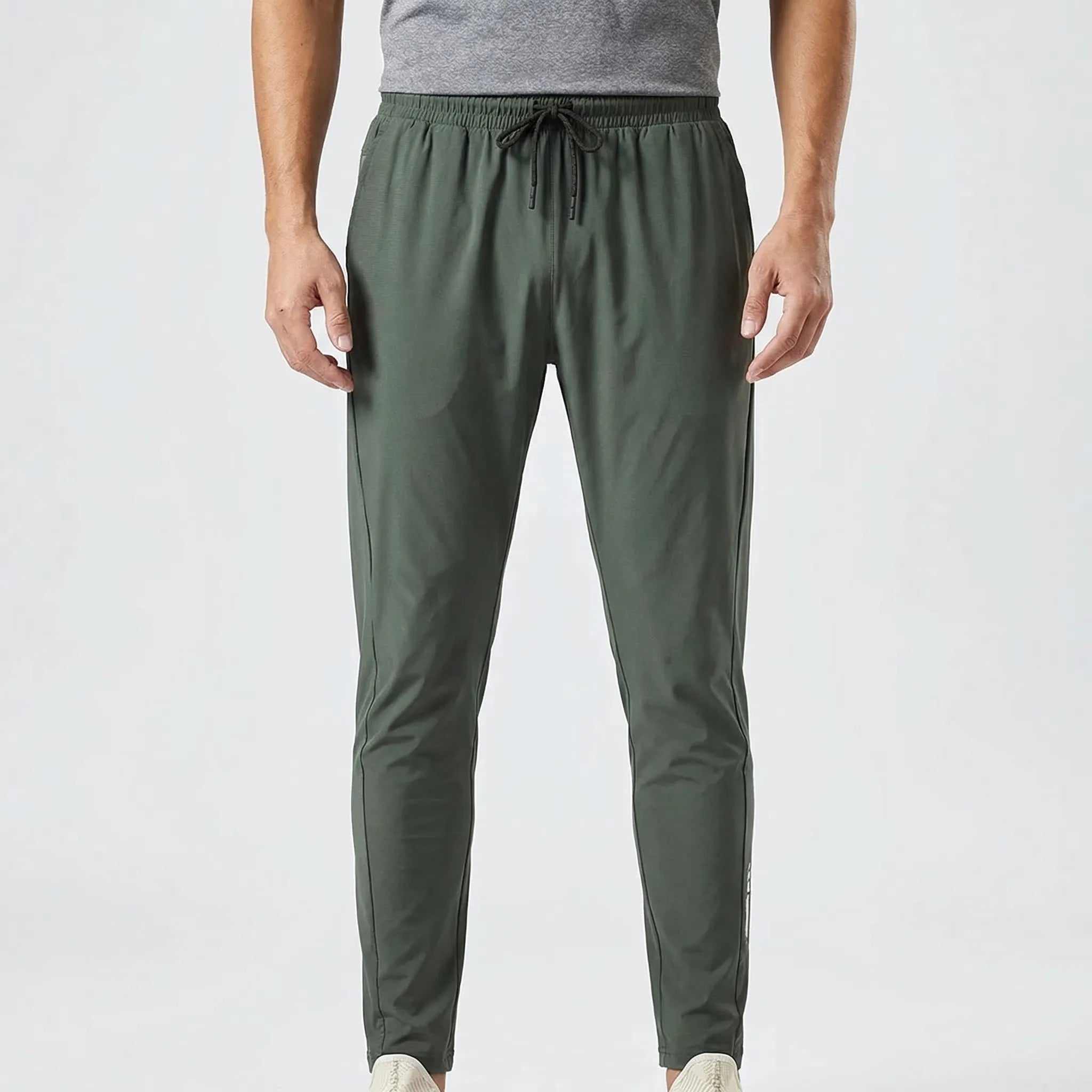 Nordspur | Runvelo Slim Tapered Men's Training Trousers