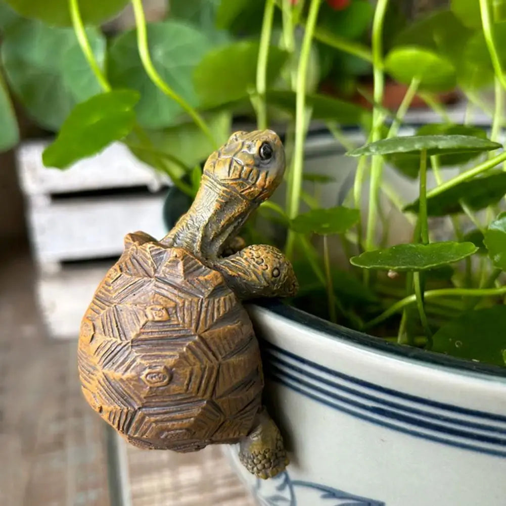 Nordspur | Shellgrip Miniature Pot-Hanging Tortoise Figurine