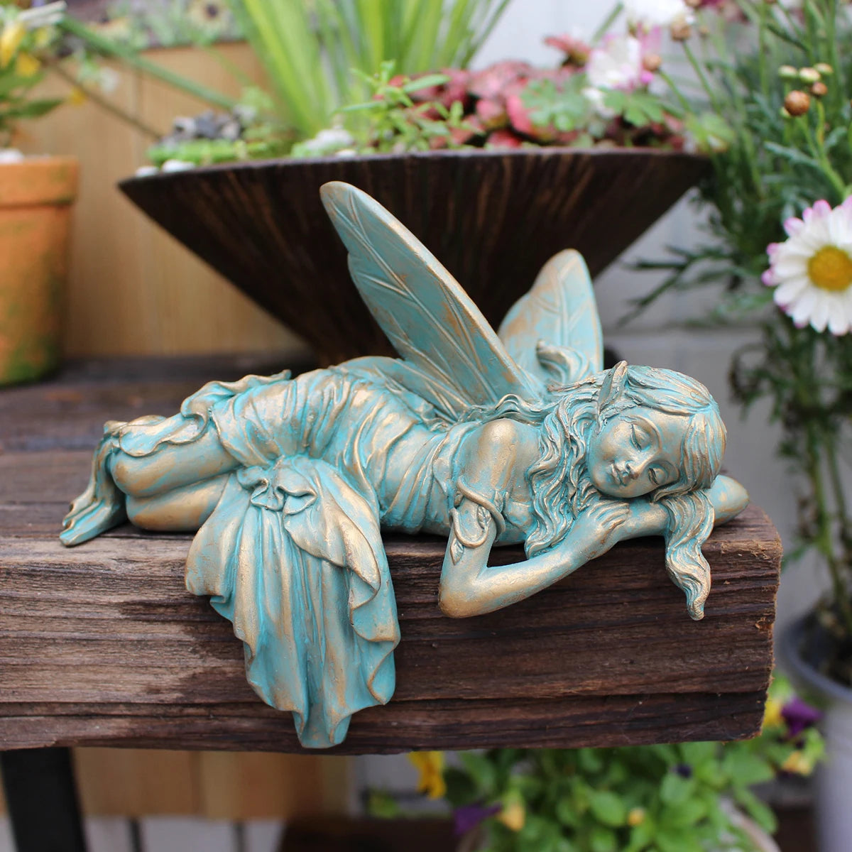 Nordspur | Slumbrix Sleeping Winged Elf Garden Figurine