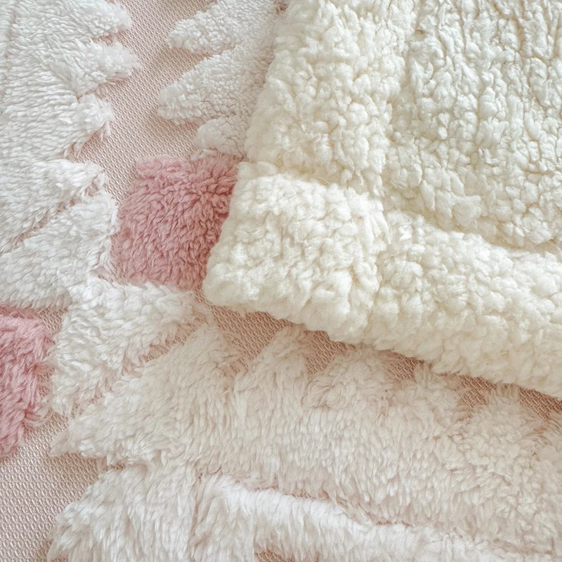 Nordspur | Snugglea Double Layer Jacquard Throw