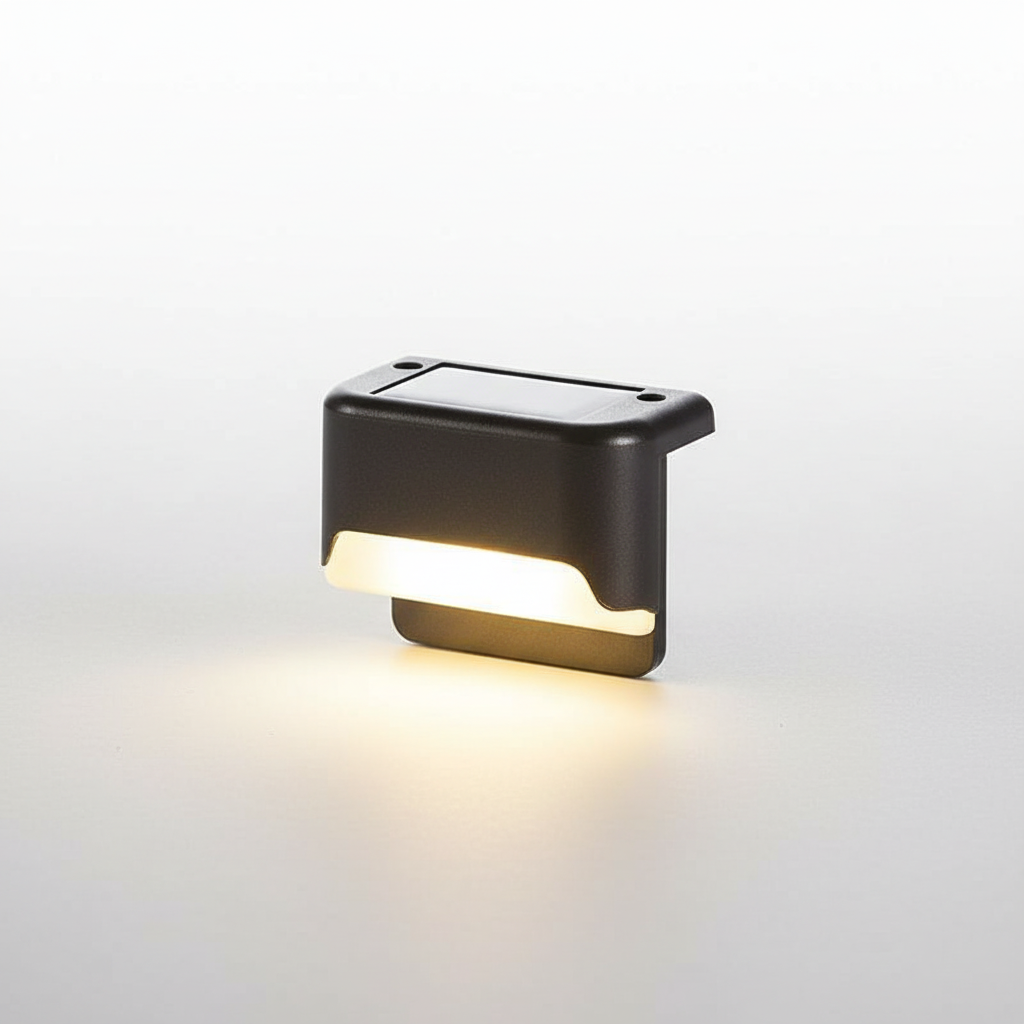 Nordspur | Solar Powered Outdoor Wall Light