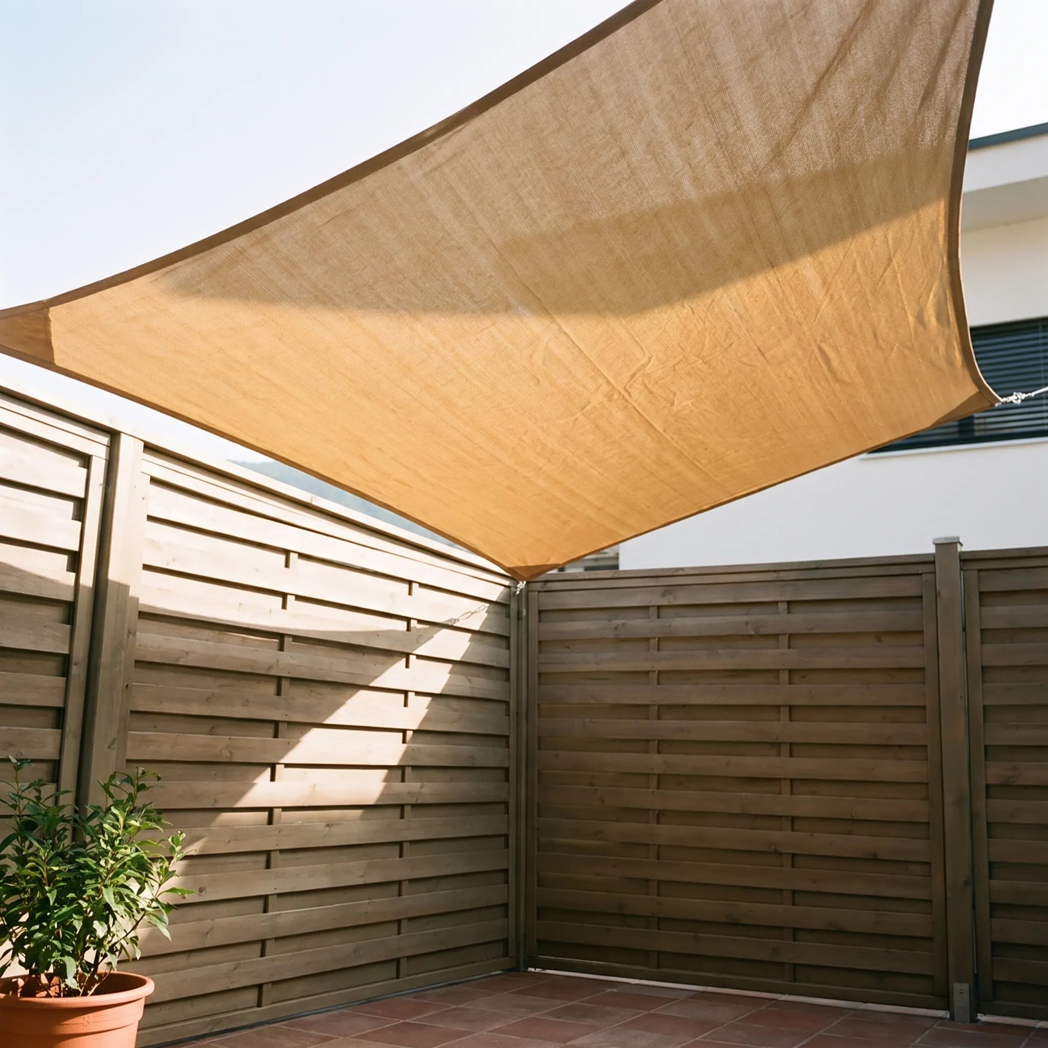 Nordspur | Solumbra Triangular Sun Shade Sail