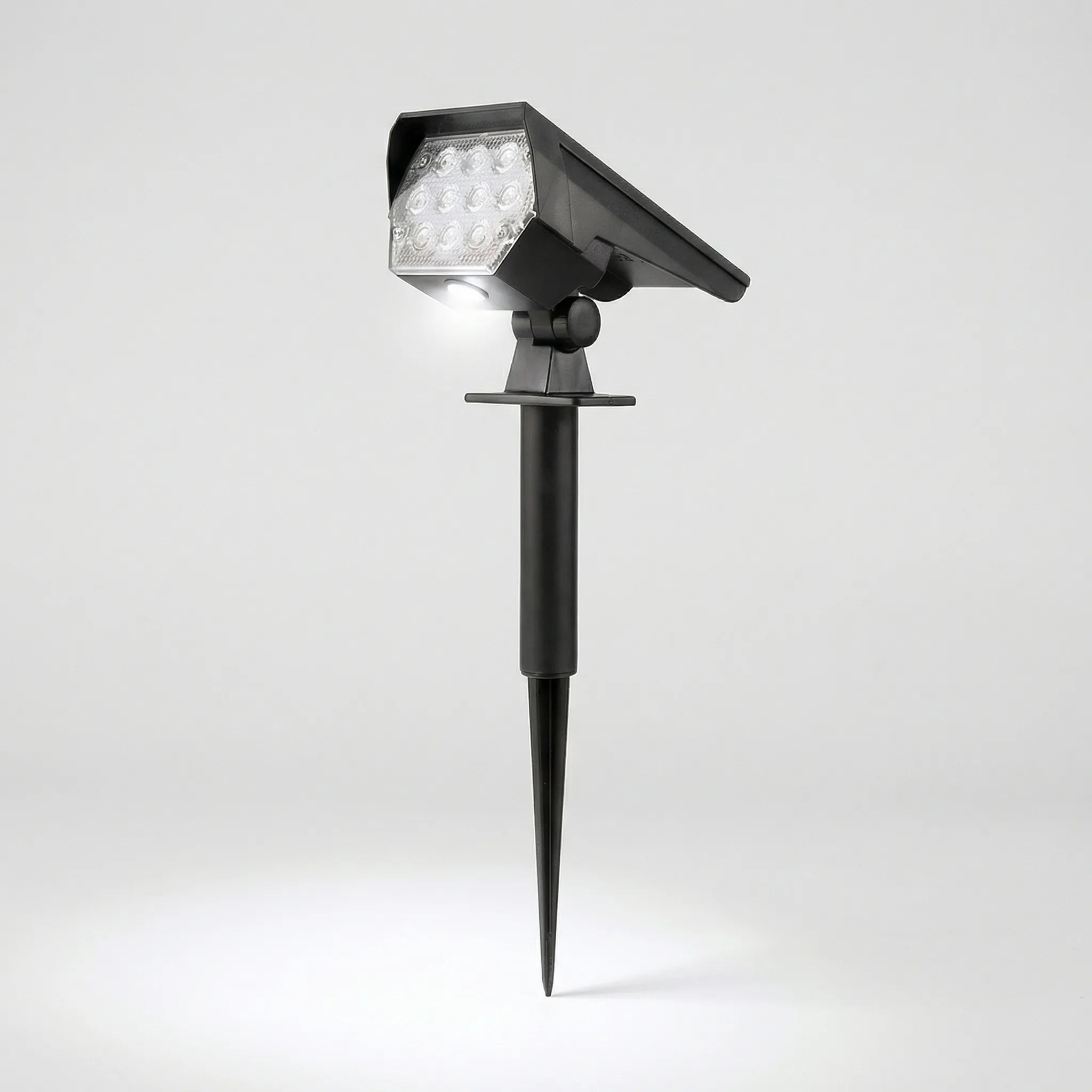 Nordspur | Soluxen Solar-Powered Outdoor Ground Spotlight