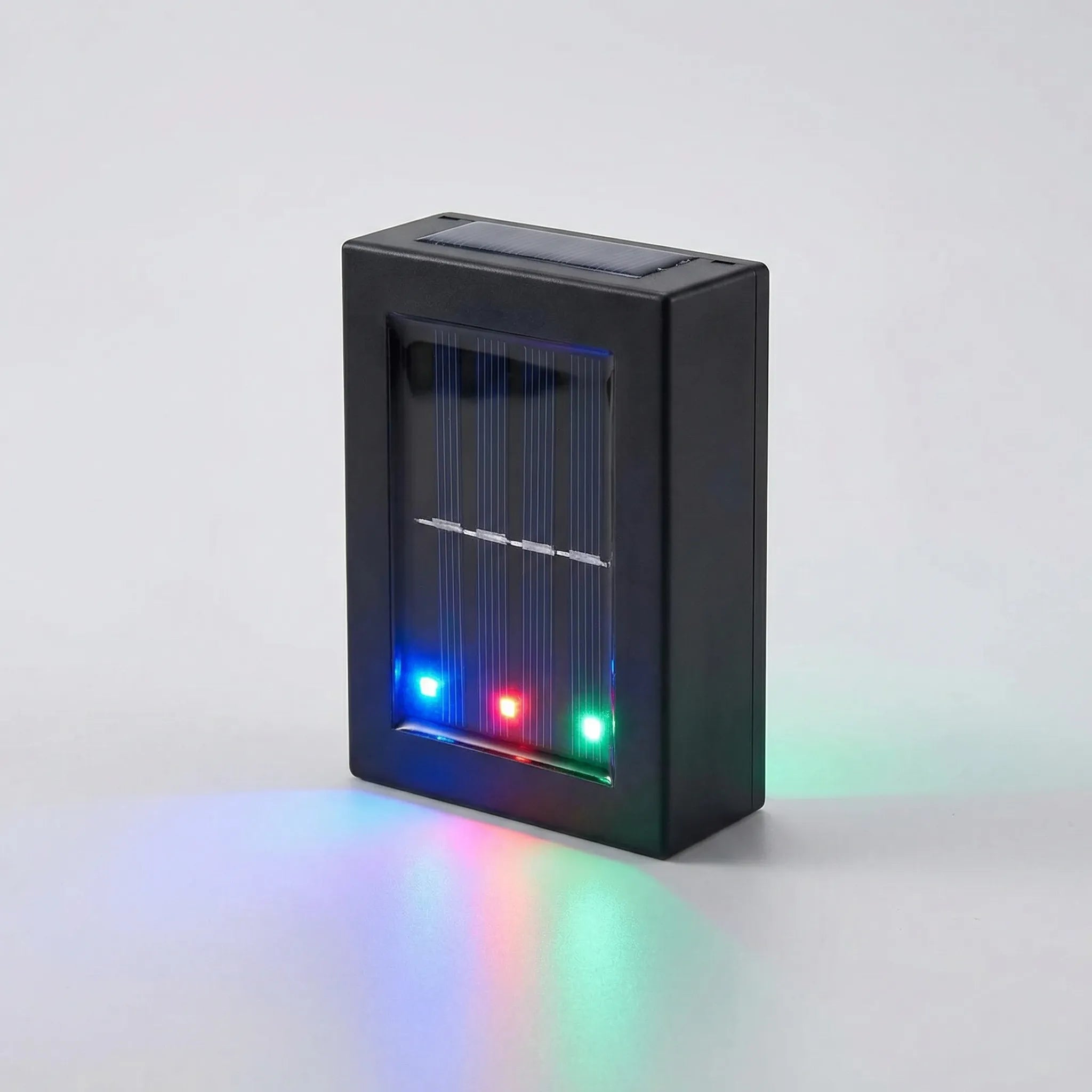 Nordspur | Solward Solar Powered Up-Down Outdoor Wall Light