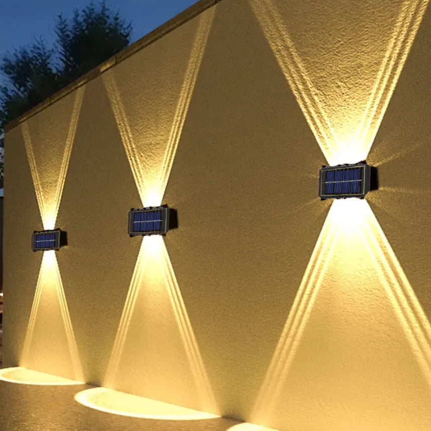 Nordspur | Solwave Solar-Powered Outdoor Up-Down Wall Light
