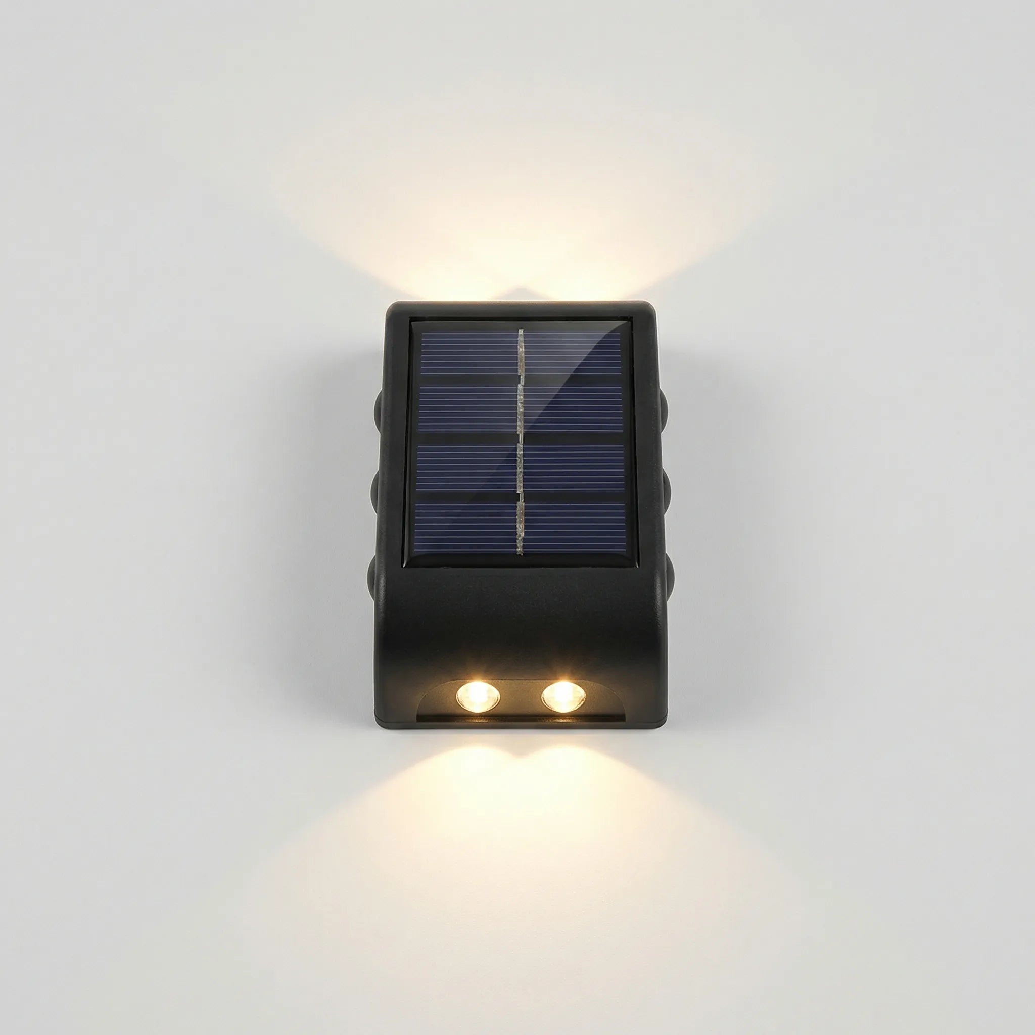 Nordspur | Solwave Solar-Powered Outdoor Up-Down Wall Light
