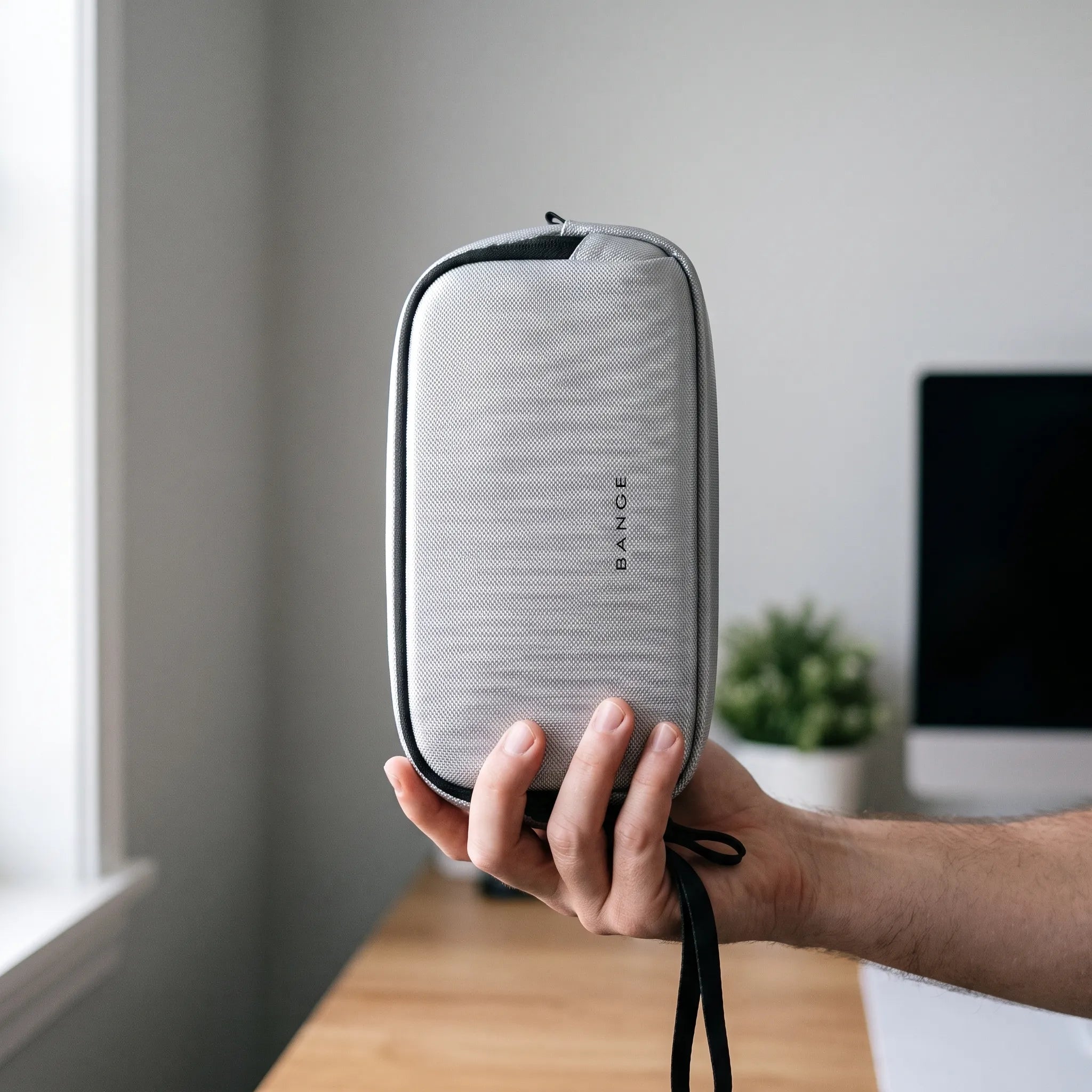 Nordspur | Sortis Structured Multi-Compartment Electronics Organiser