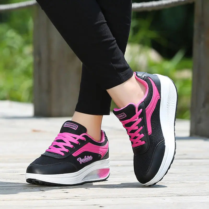 Nordspur | Stridelle Platform Sole Lace-Up Trainer