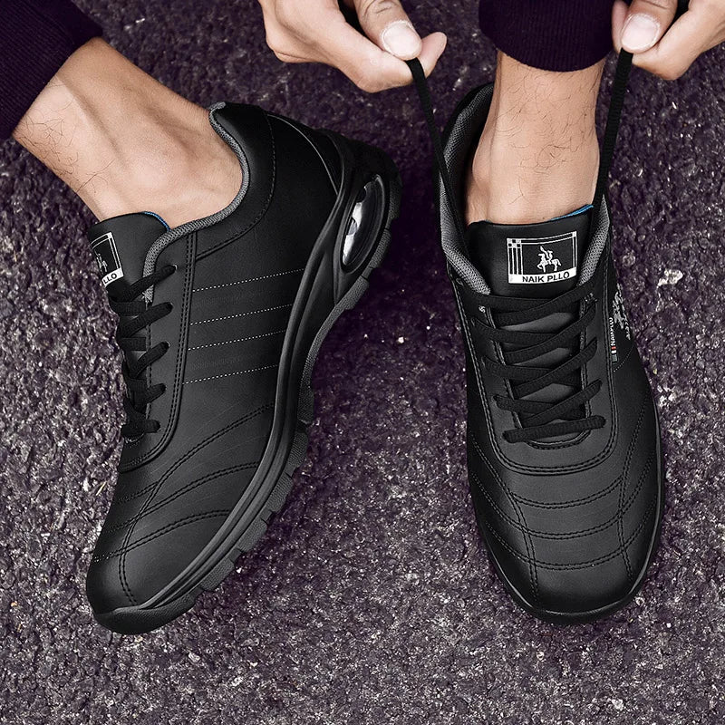 Nordspur | Stridevo Air-Cushioned Casual Lace-Up Trainer