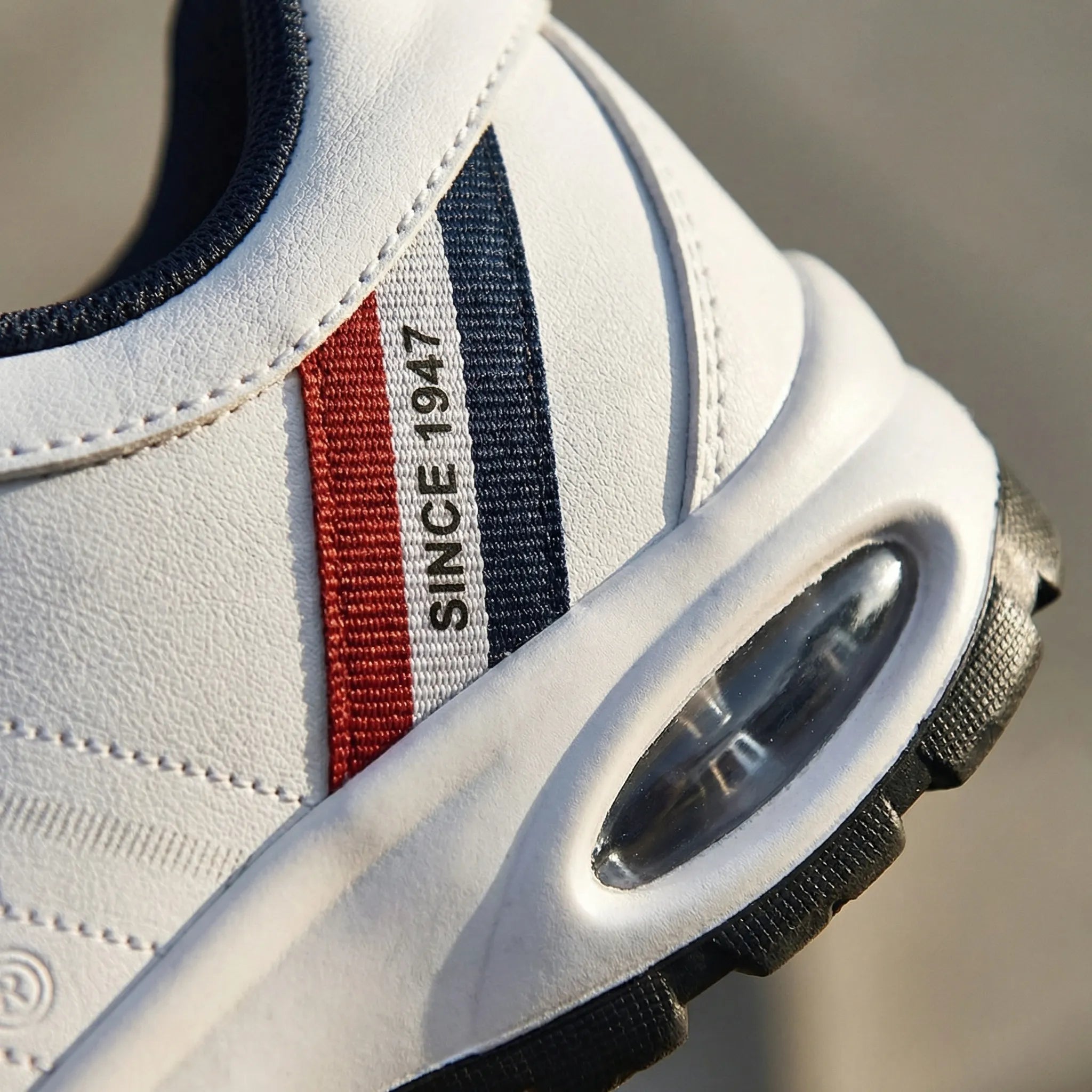 Nordspur | Stridevo Air-Cushioned Casual Lace-Up Trainer