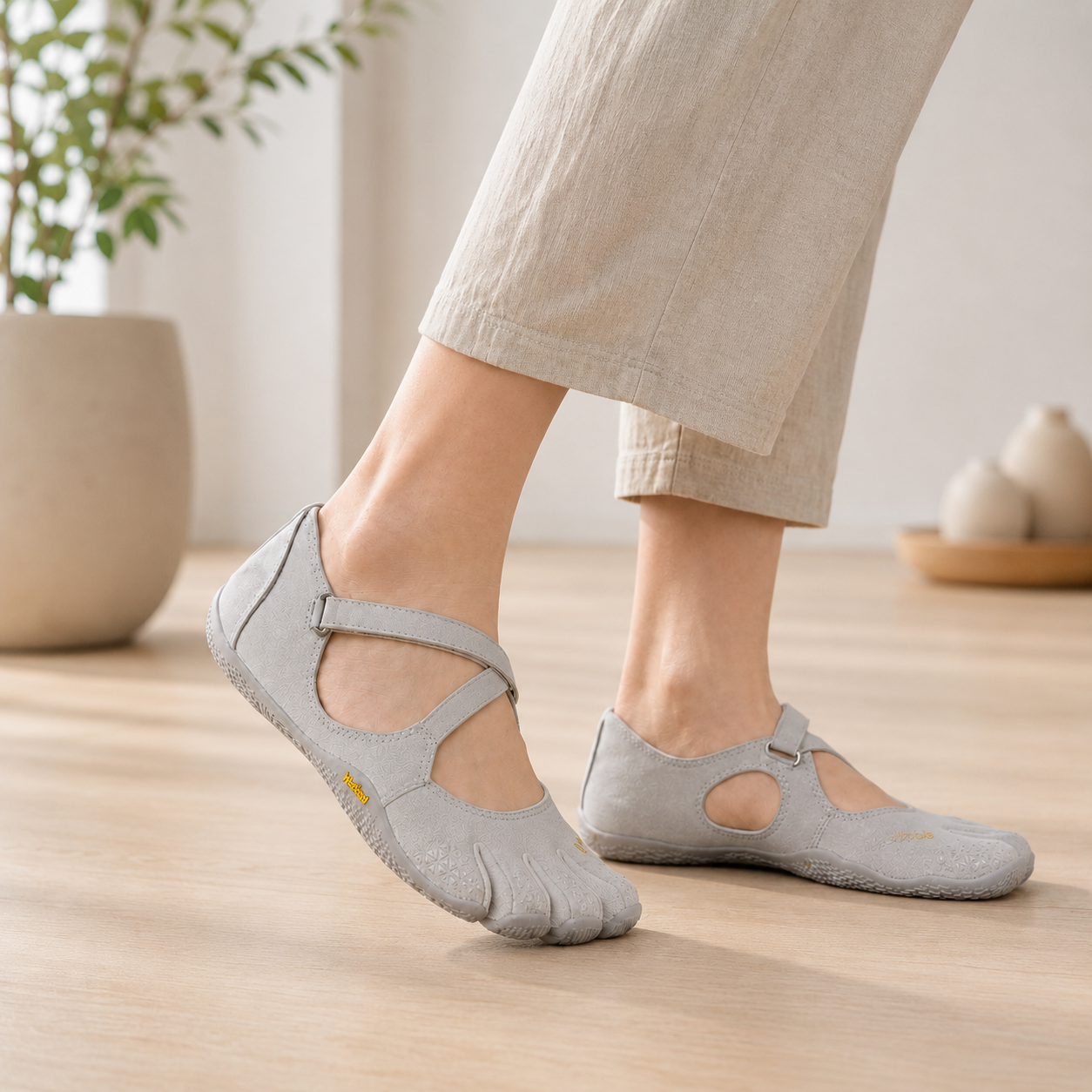 Nordspur | Toevara Women's Five-Toe Barefoot Shoes | Lightweight Everyday Minimalist