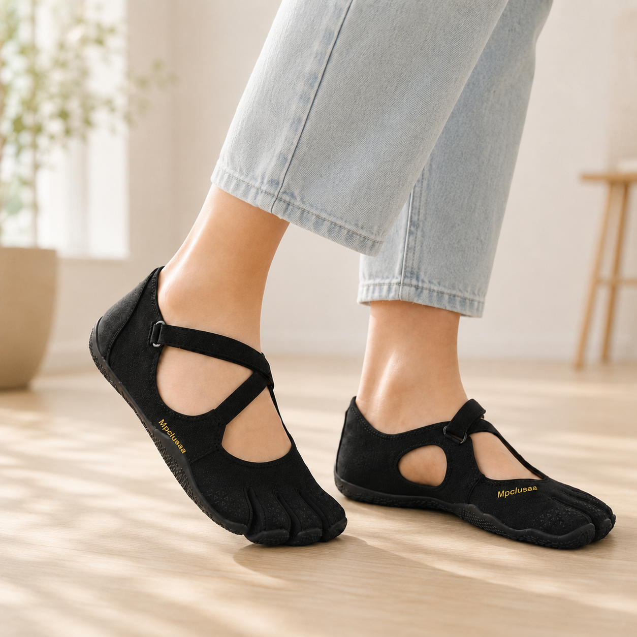 Nordspur | Toevara Women's Five-Toe Barefoot Shoes | Room for Toes to Spread