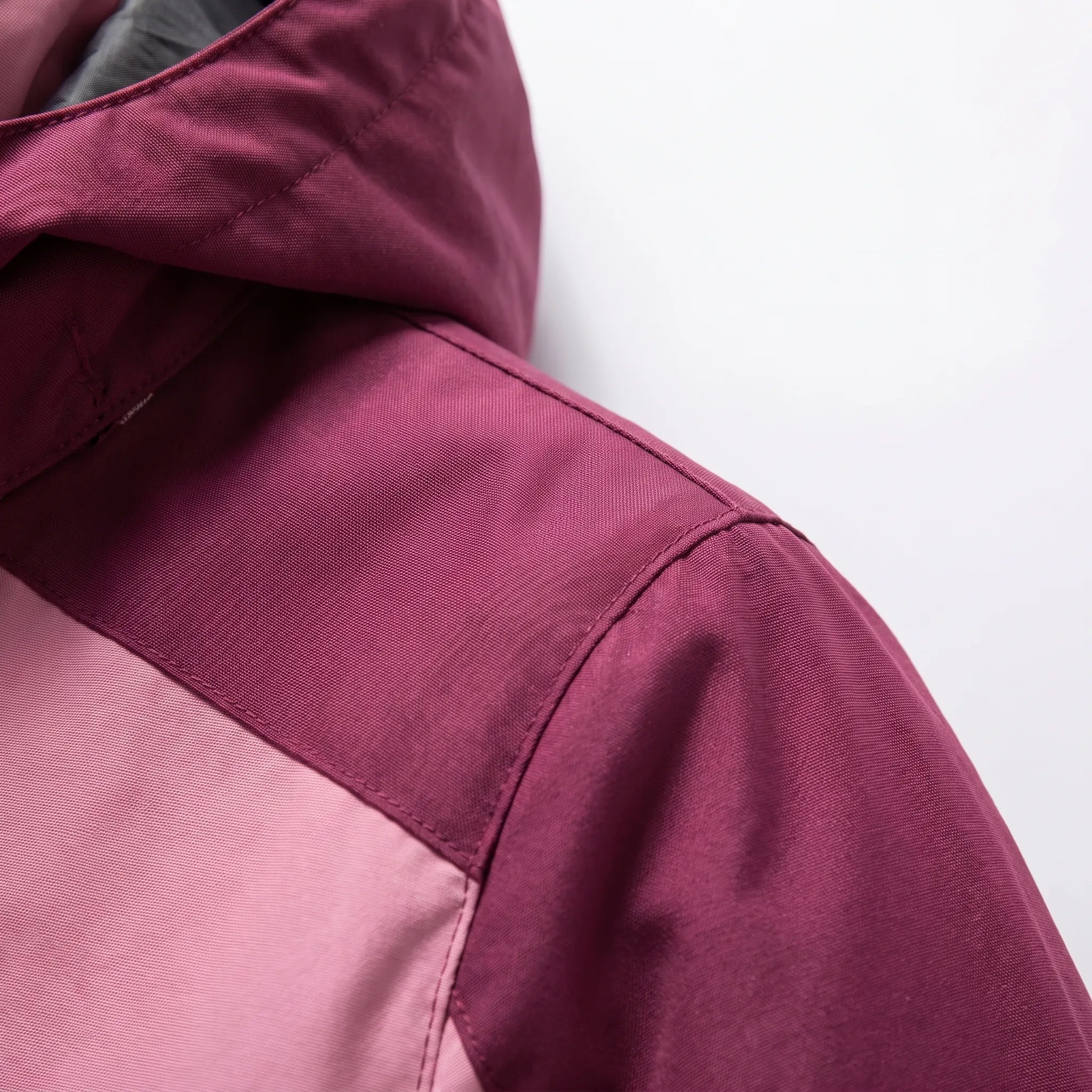Nordspur | TrailBreeze Lightweight Waterproof Hiking Jacket