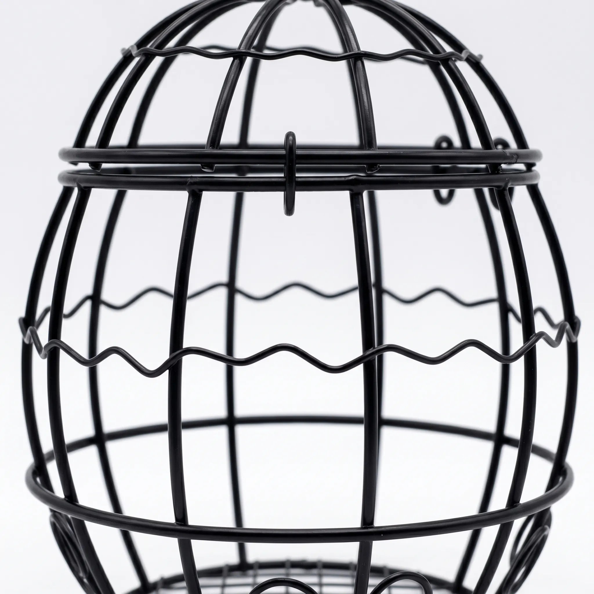 Nordspur | Trellia Hanging Wire Feeder