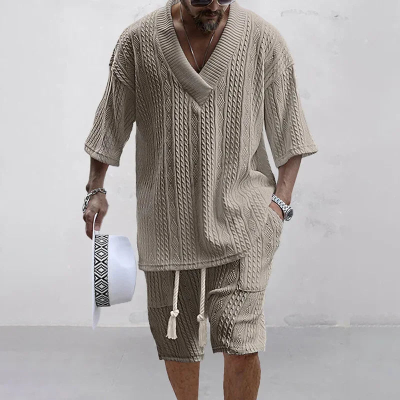 Nordspur | Twystlo Textured V-Neck Short Sleeve Two-Piece Set