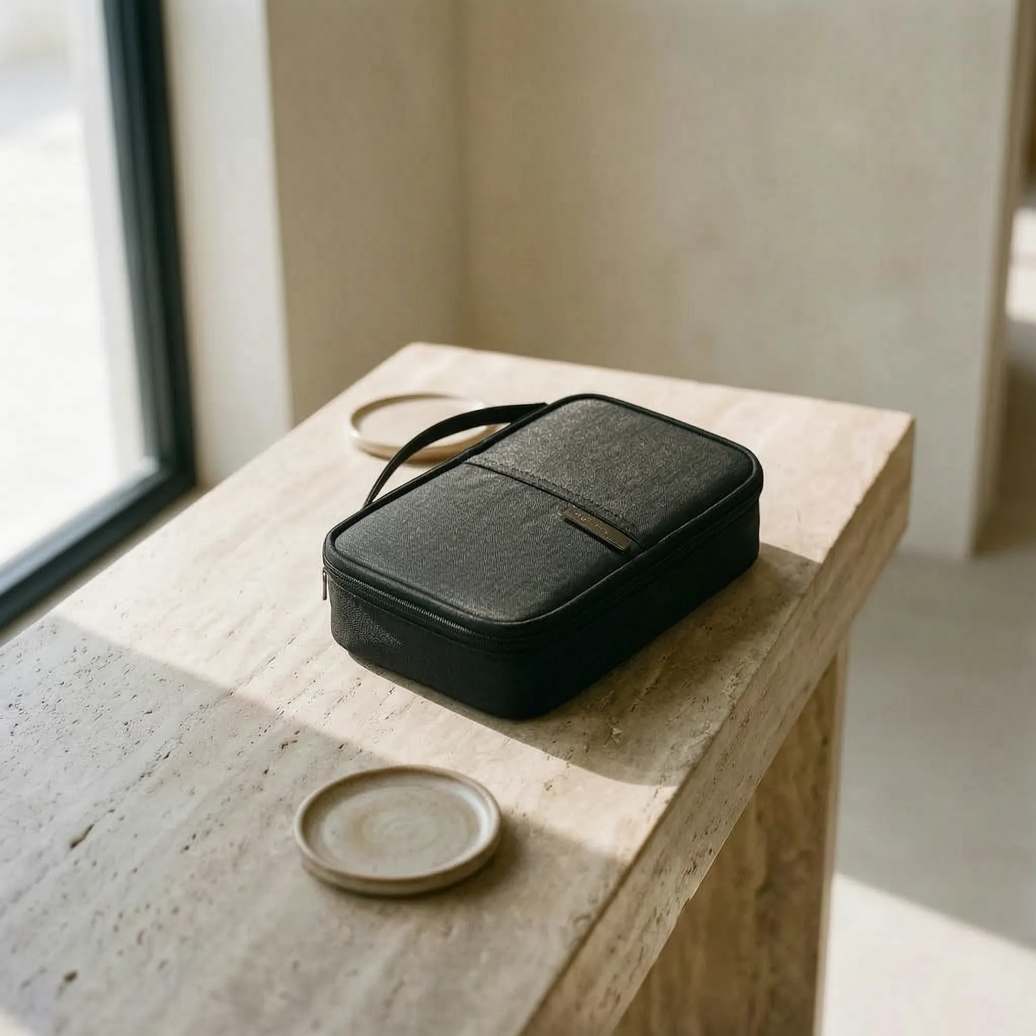Nordspur | Valigo Zip-Around Travel Wallet