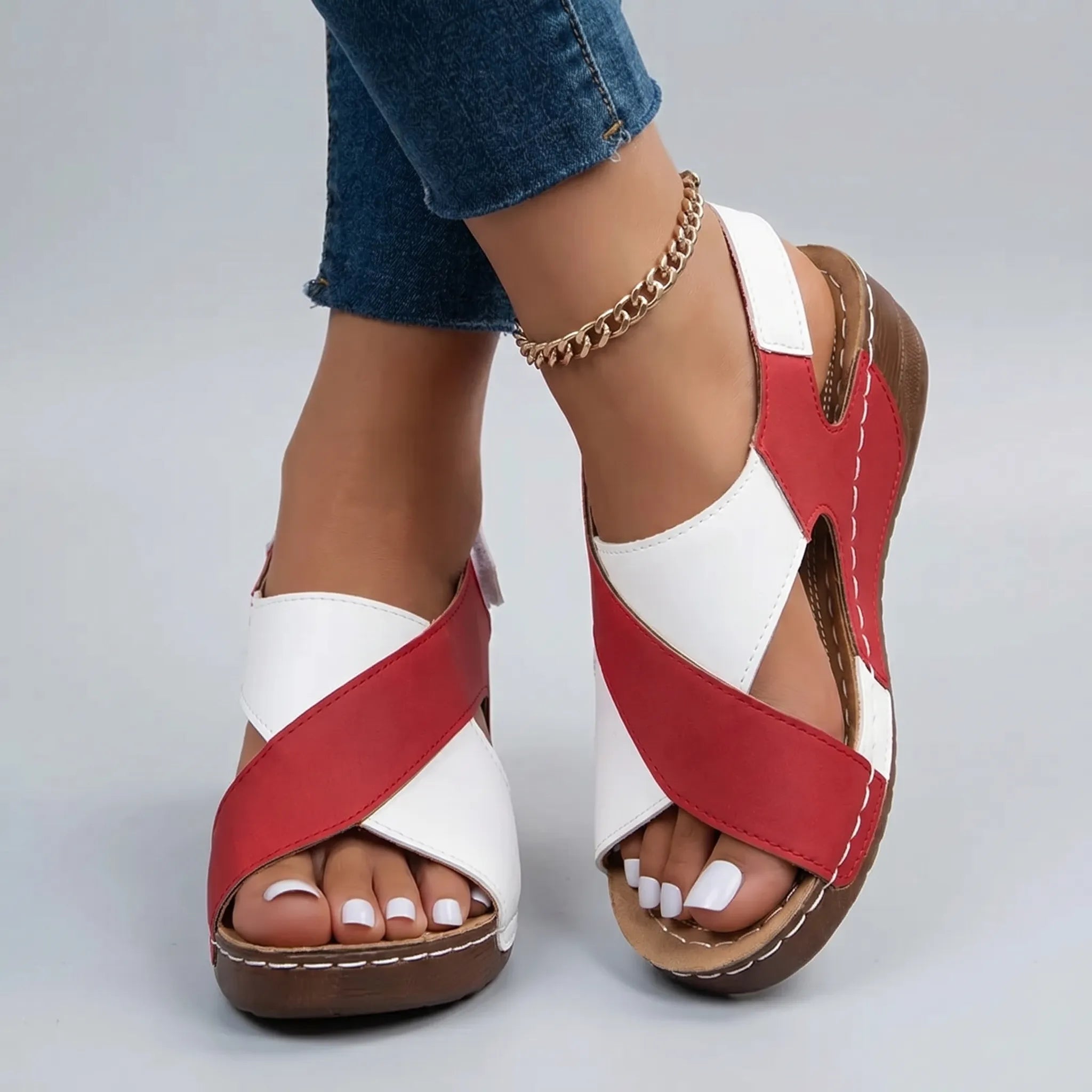 Nordspur | Vellara Cross-Strap Wedge Sandals