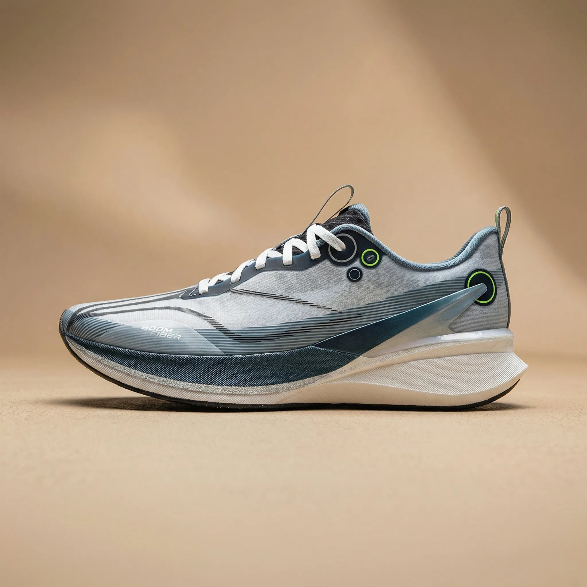 Nordspur | Velocra Cushioned Anti-Slip Racing Shoe