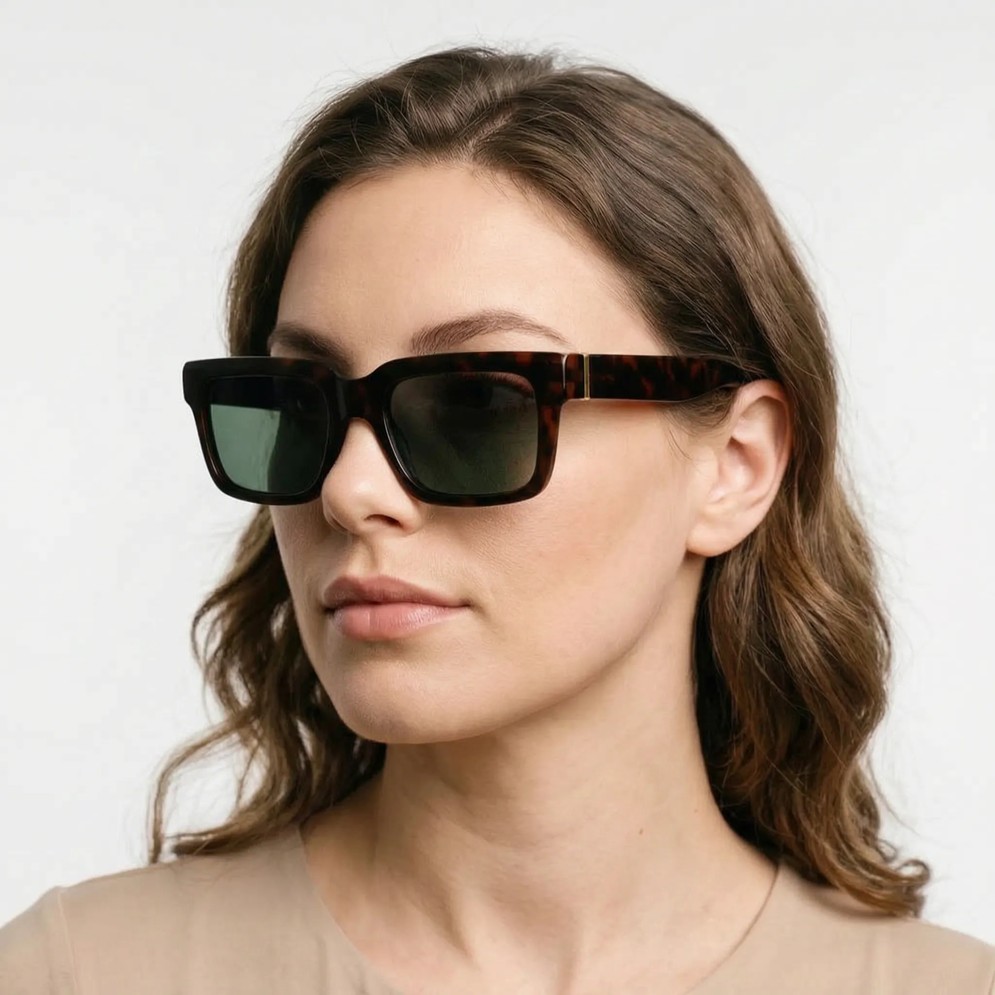 Nordspur | Velora Retro Rectangular Polarised Sunglasses