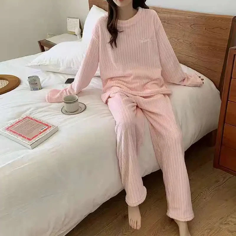 Nordspur | VelouraWarm Padded Long Sleeve Pajama Set