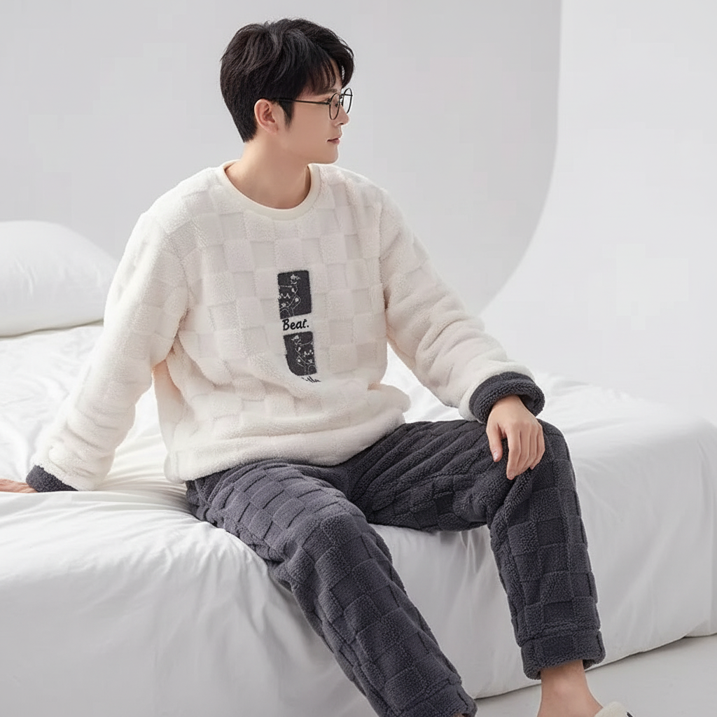 Nordspur | Velvoriq Thick Long Sleeve Pajama Set