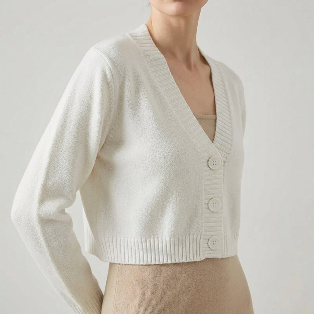 Nordspur | Veralynx Cropped V Neck Cardigan