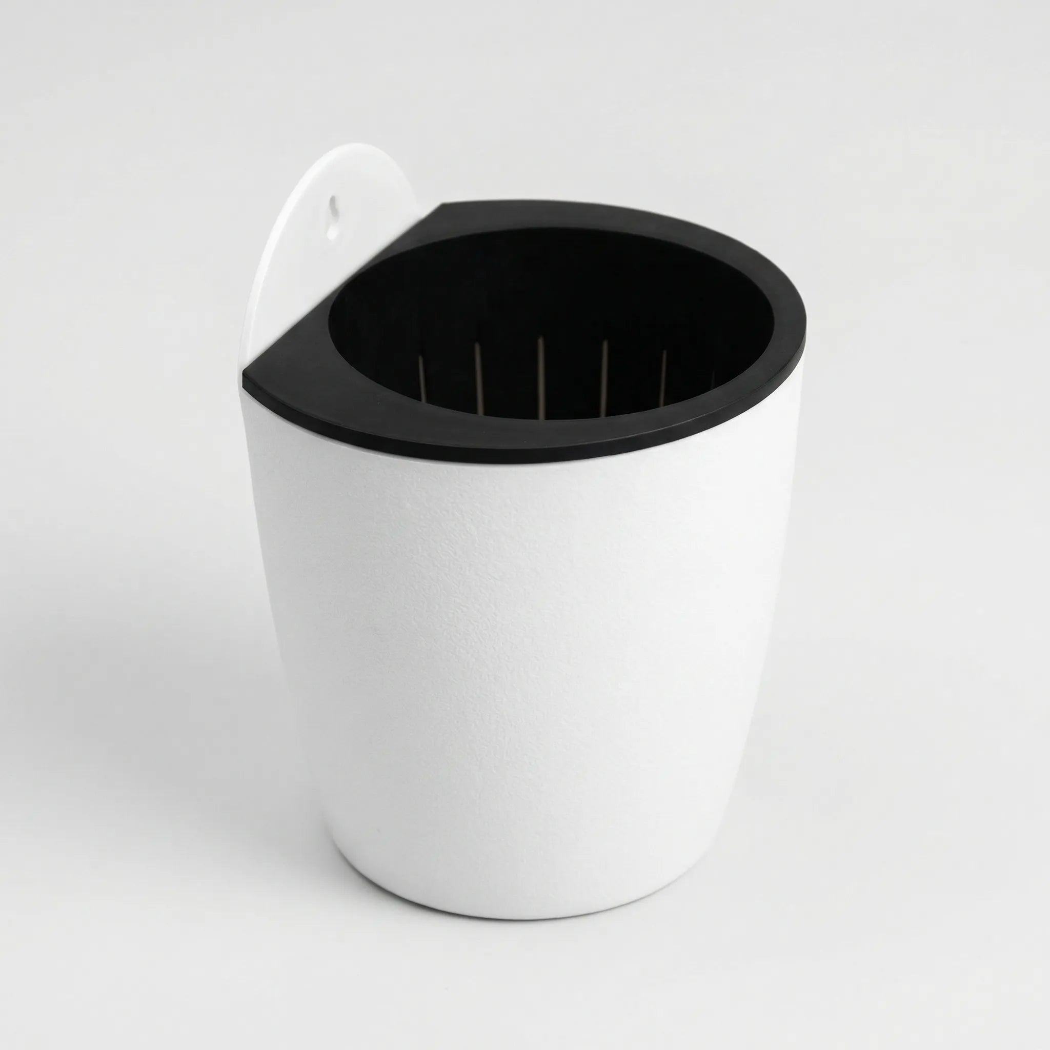 Nordspur | Verdiq Wall-Mounted Self-Watering Planter Pot