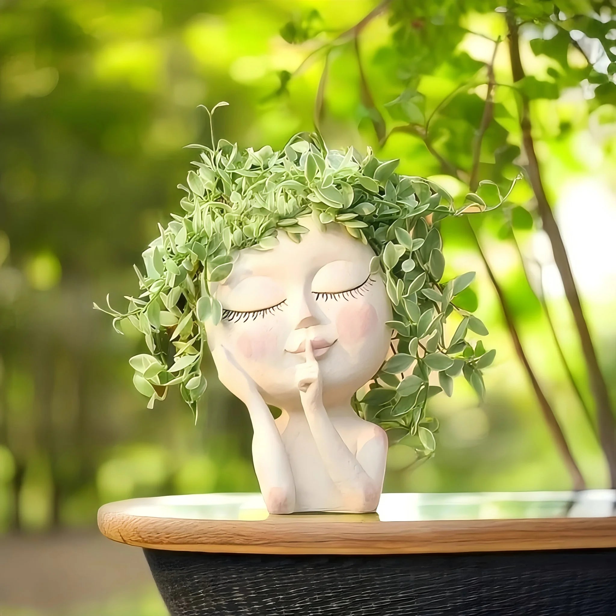 Nordspur | Visagra Sculpted Face-Shaped Plant Pot