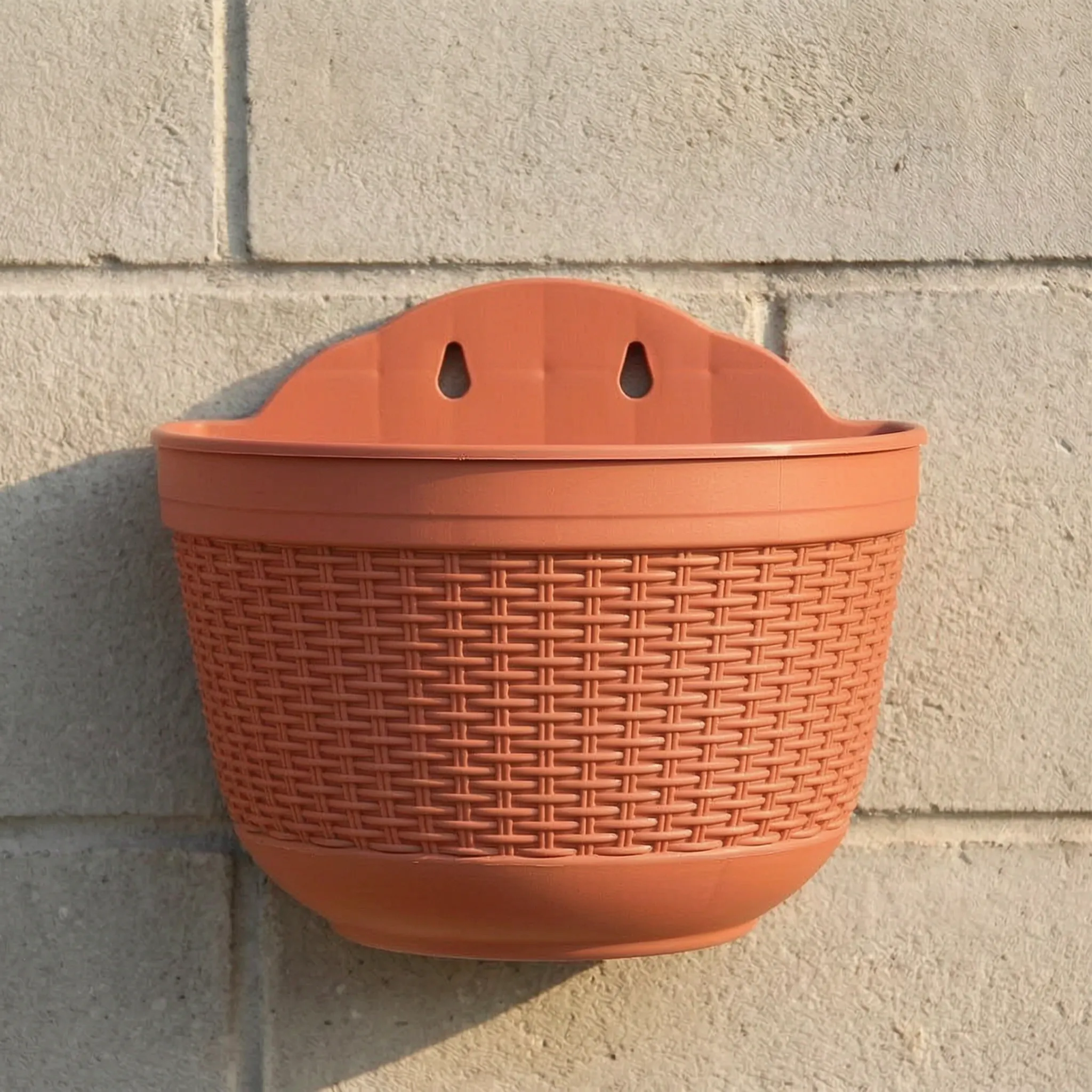Nordspur | Viverra Semi-Circular Wall Planter