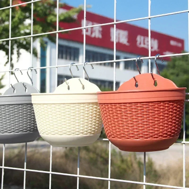 Nordspur | Viverra Semi-Circular Wall Planter
