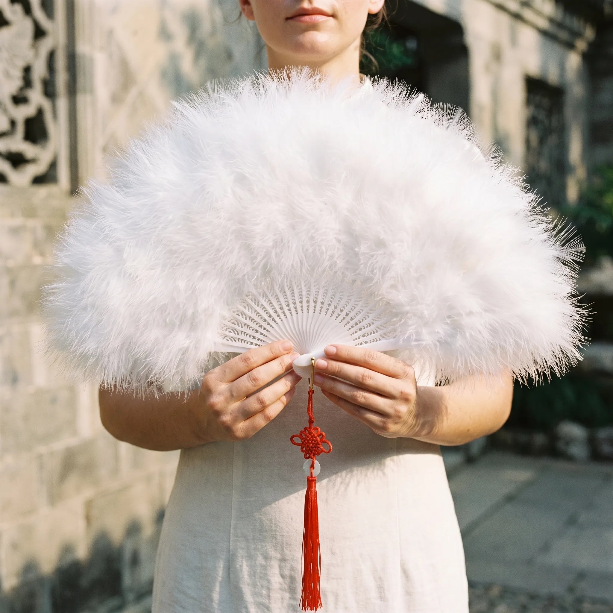 Nordspur | VolumaSway Voluminous Folding Performance Hand Fan