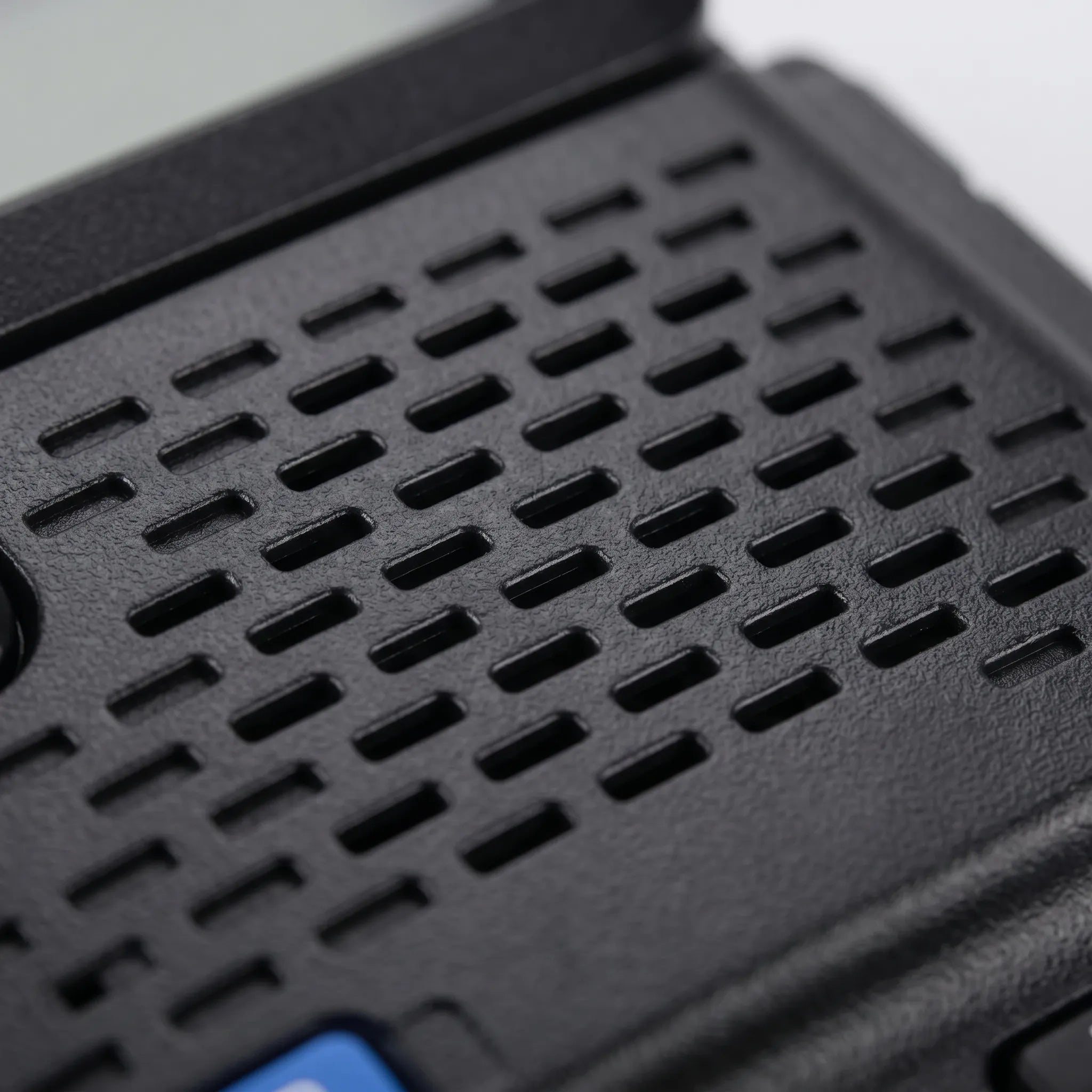 Nordspur | Voxiq Dual Band Two-Way Radio