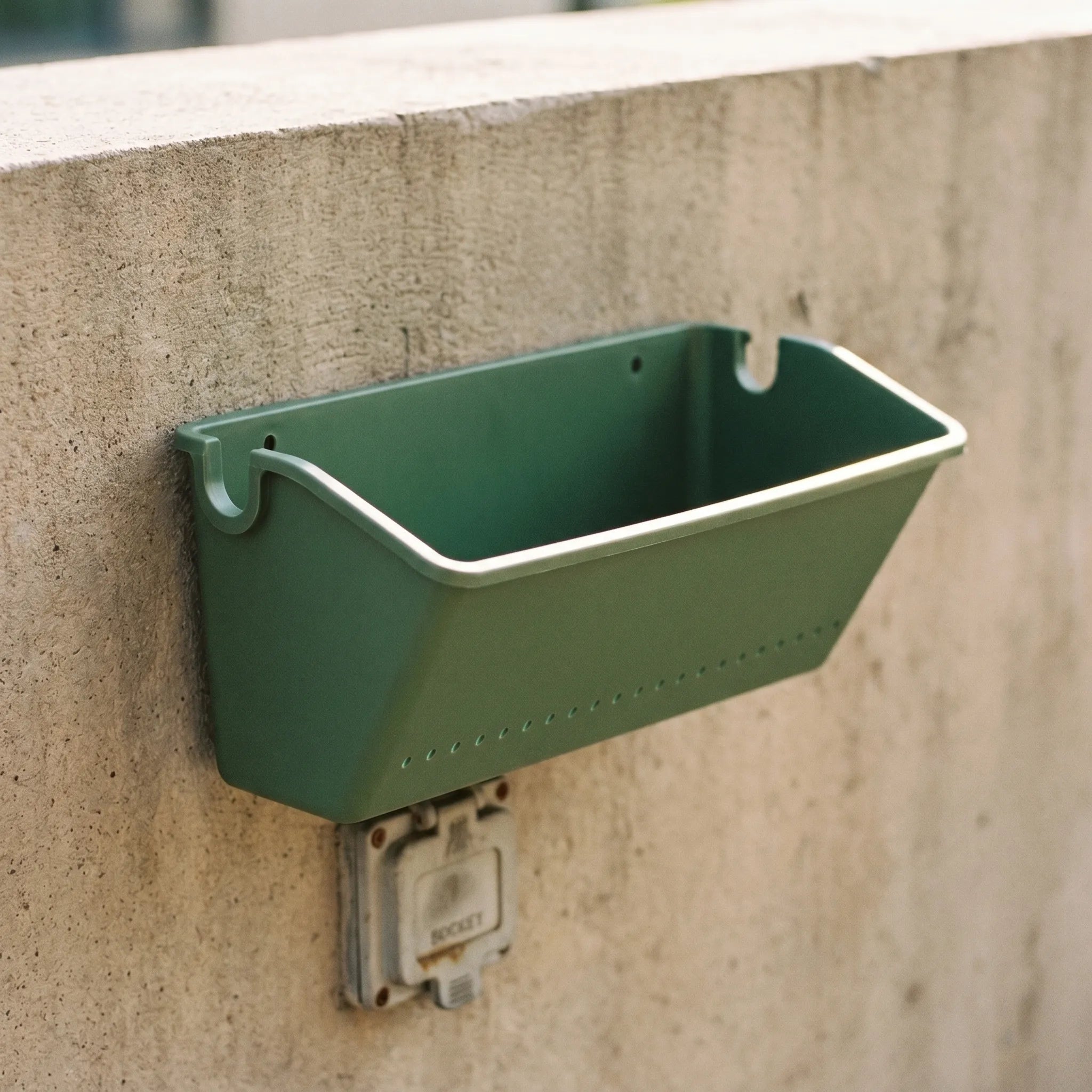 Nordspur | WallBloom Wall-Mounted Planter Box