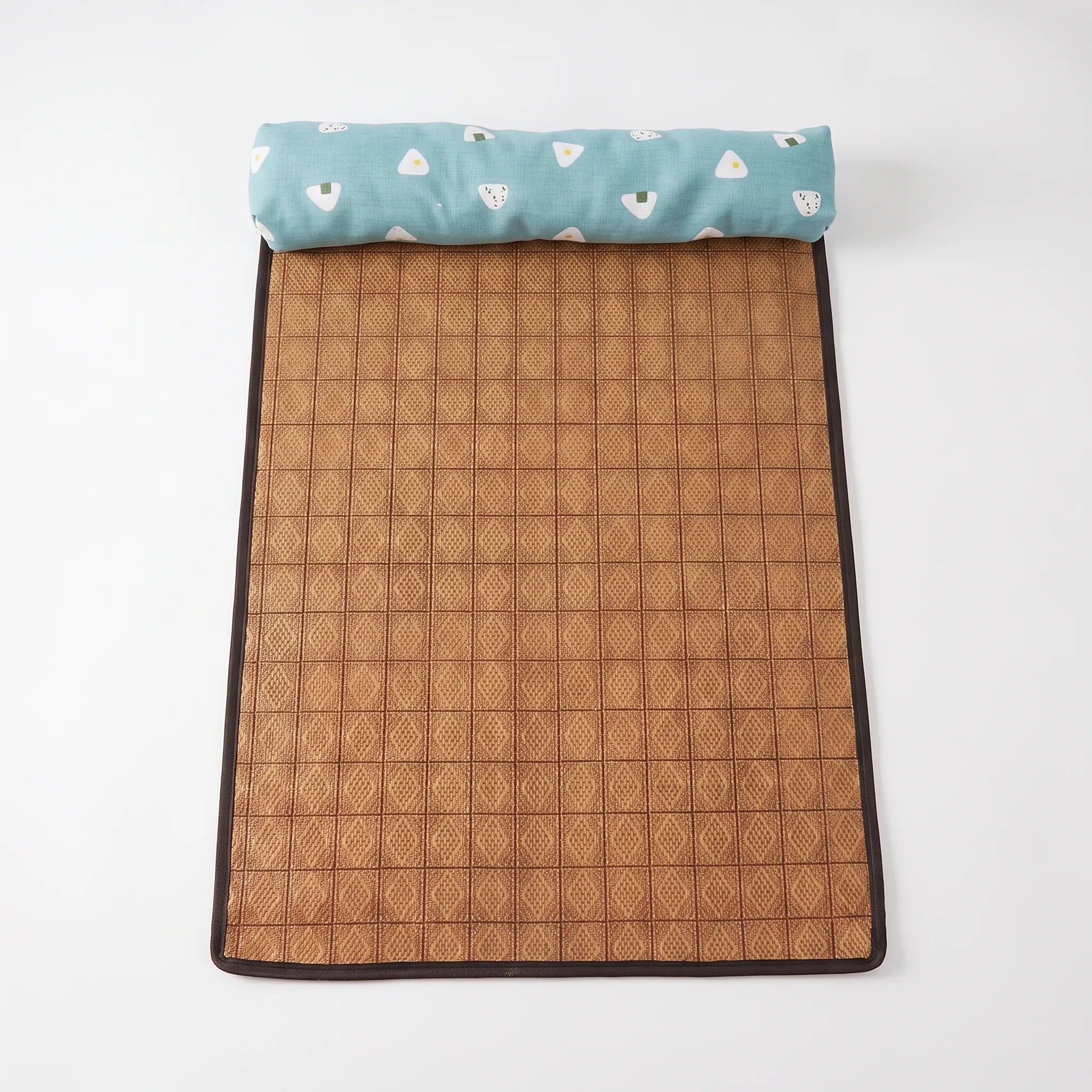 Nordspur | WeaveRest Woven Pet Cooling Mat