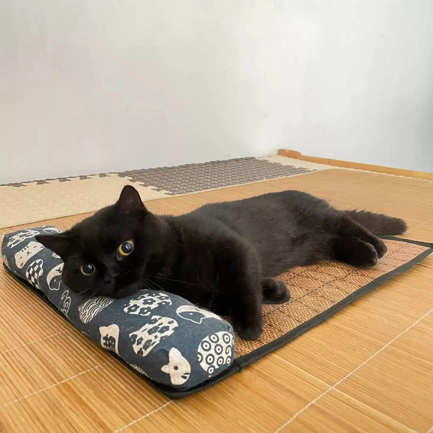 Nordspur | WeaveRest Woven Pet Cooling Mat