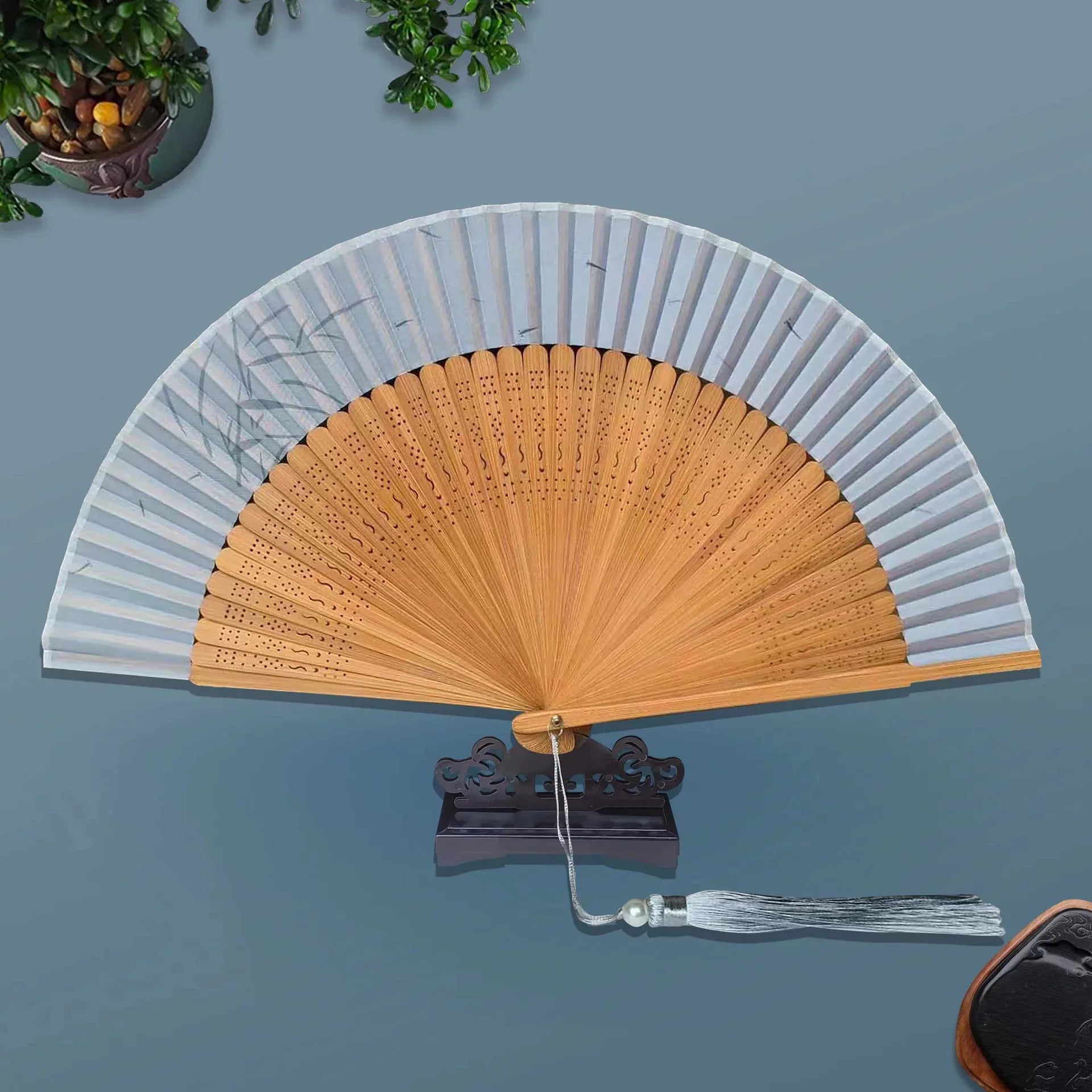 Nordspur | Zeffira Classic Hand Folding Fan