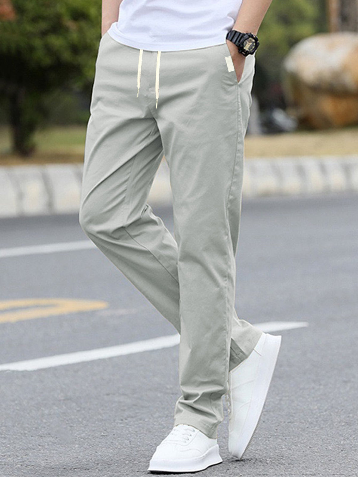 Men's Athletic Casual Trousers with Elastic Waistband and Modern Side Pockets