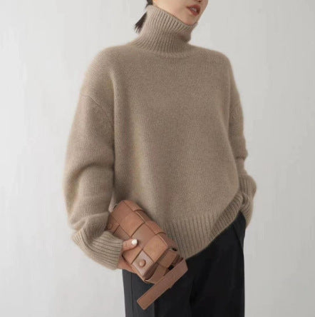Women's Cashmere Turtleneck Sweater with Wide Cut and Elegant Texture