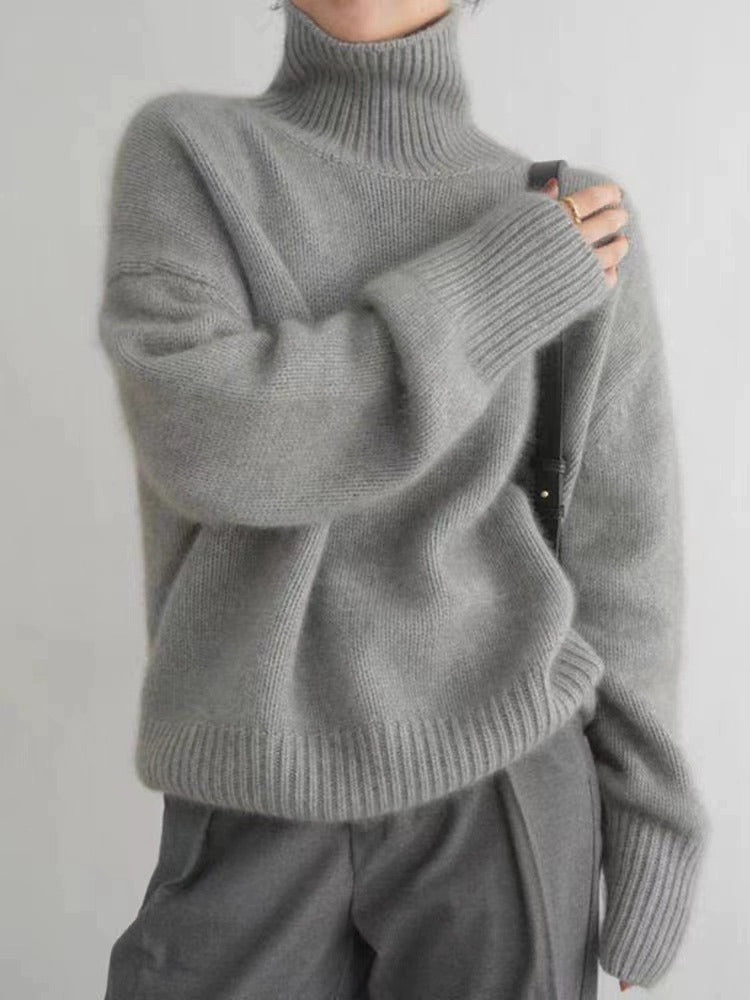 Women's Cashmere Turtleneck Sweater with Wide Cut and Elegant Texture