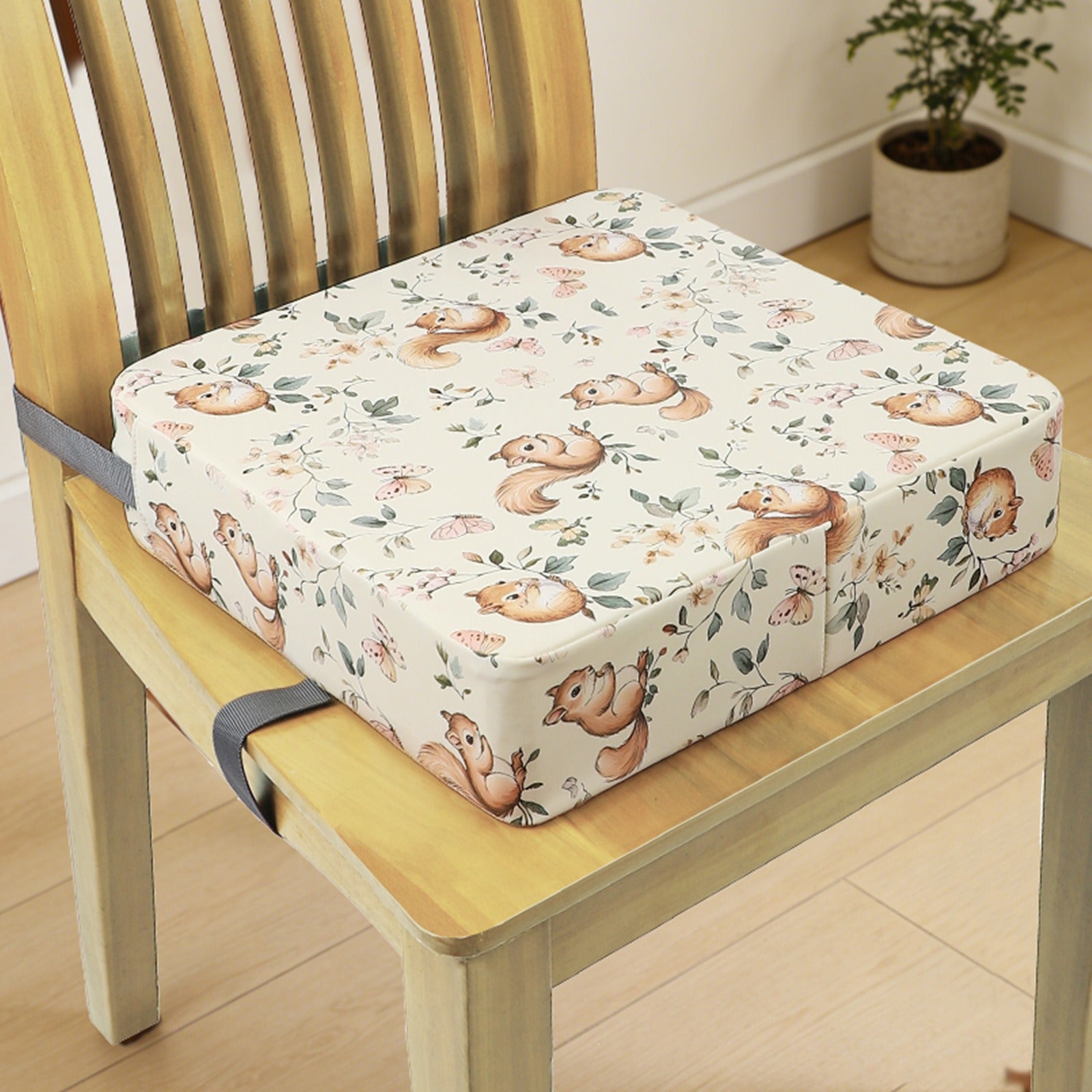 Nordspur | TotsLift Portable Booster Seat Cushion