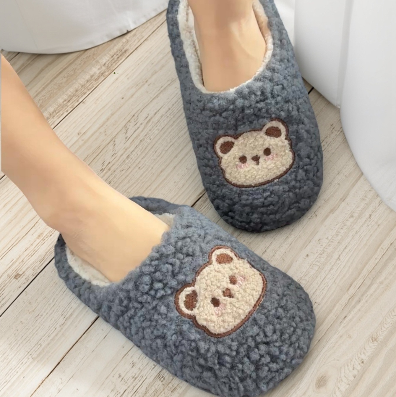Nordspur | Plush Indoor Slip On Slippers