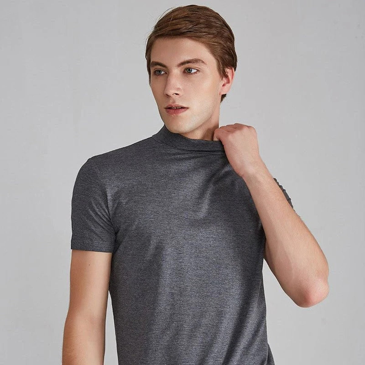 Men Short Sleeve Mock Neck T Shirt with Solid Color Design