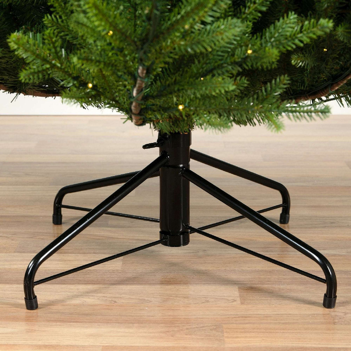 Premium Christmas Tree with LED – Green or Snow-Covered