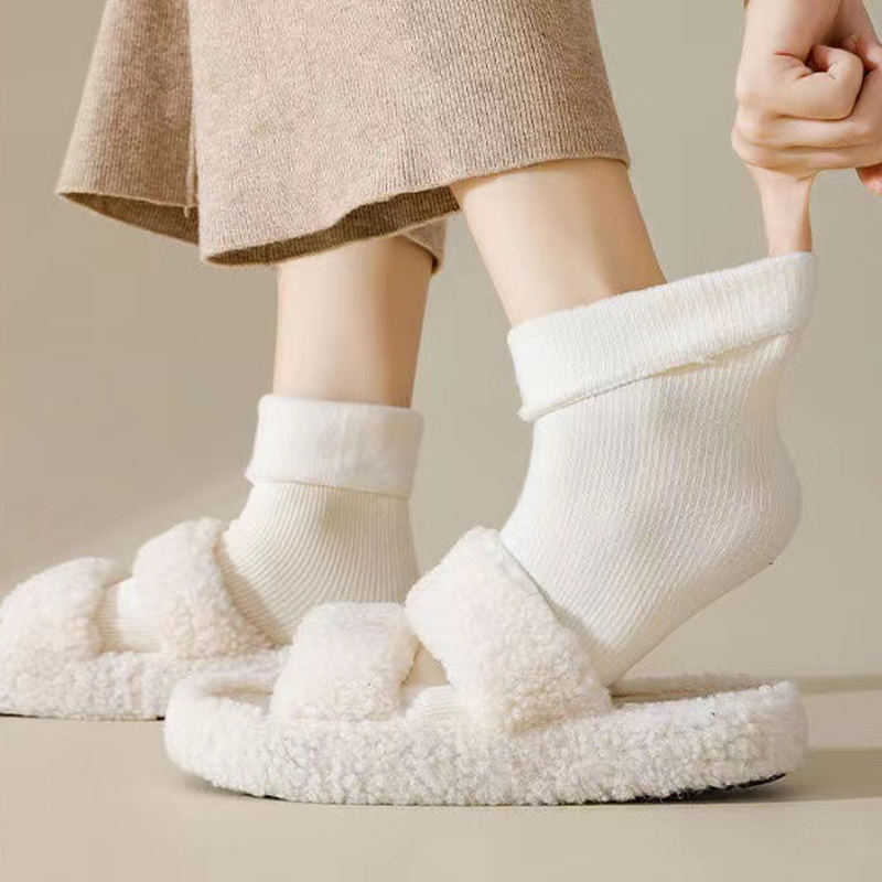 Thicker Warm Solid Color Mid-Calf Socks for Women