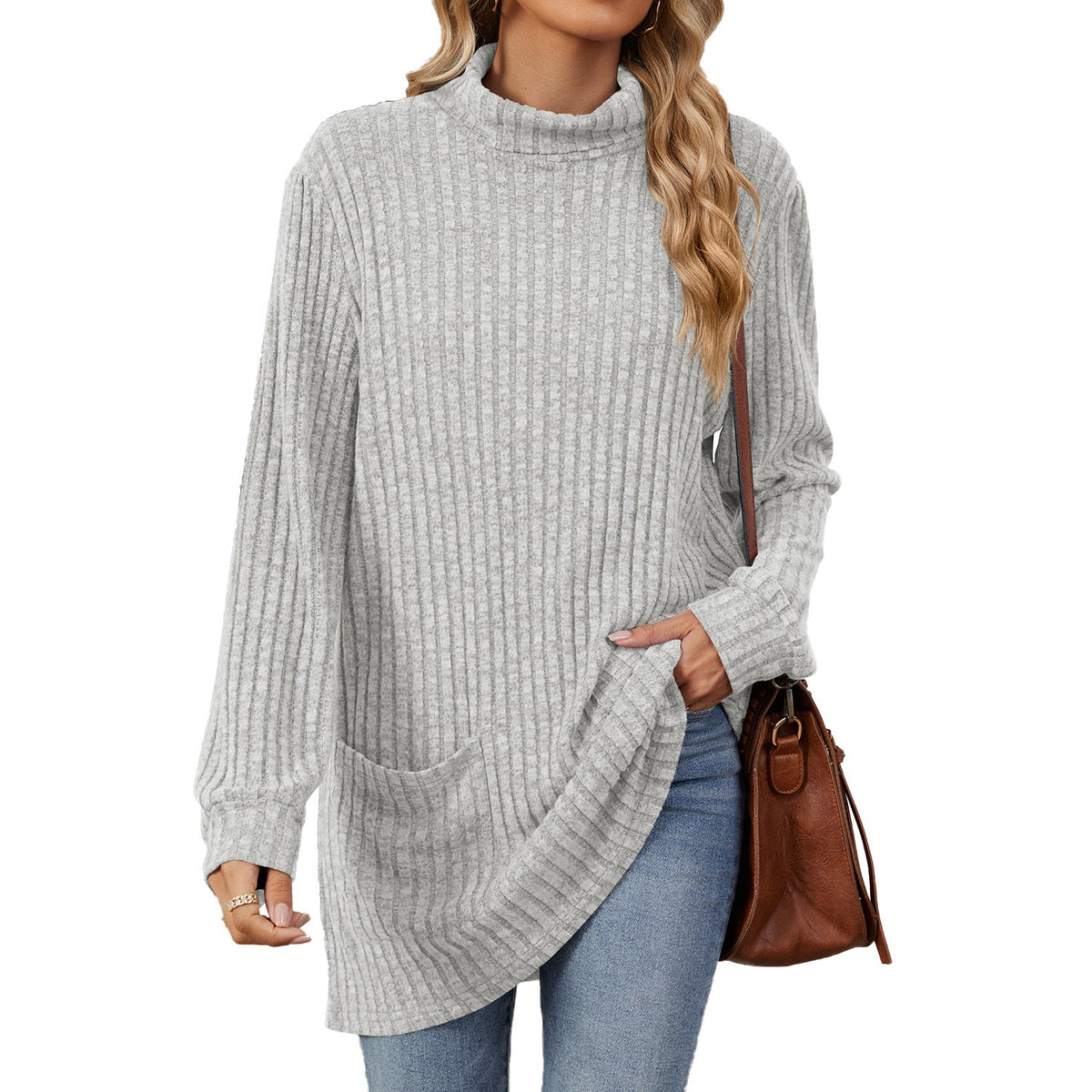 Loose-Fitting T-Shirt for Women with High Neck and Long Sleeves