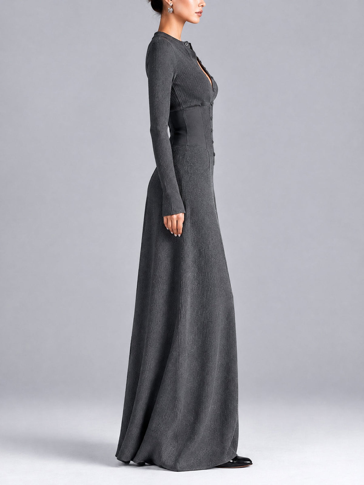 Casual Grey Button-Front Maxi Dress with a Cinched Waist