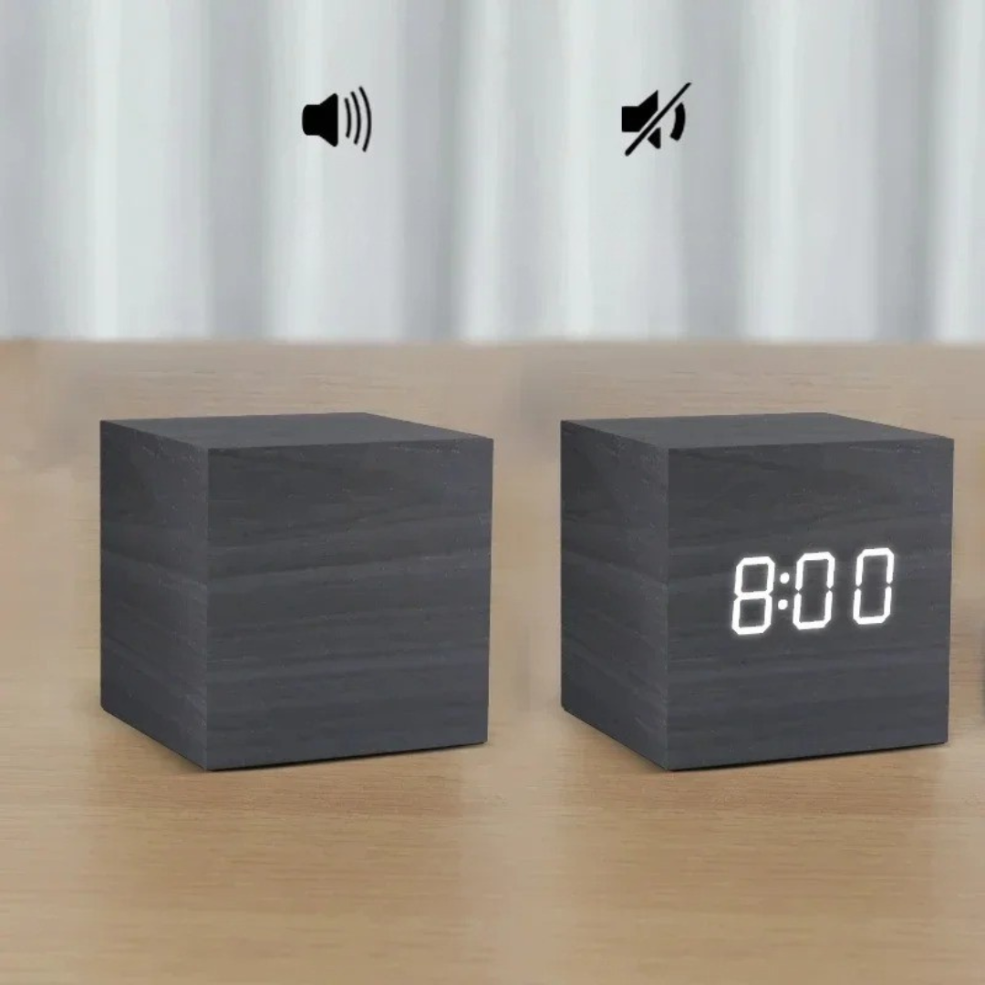 Nordspur | Timbrik Square Wooden Digital Clock