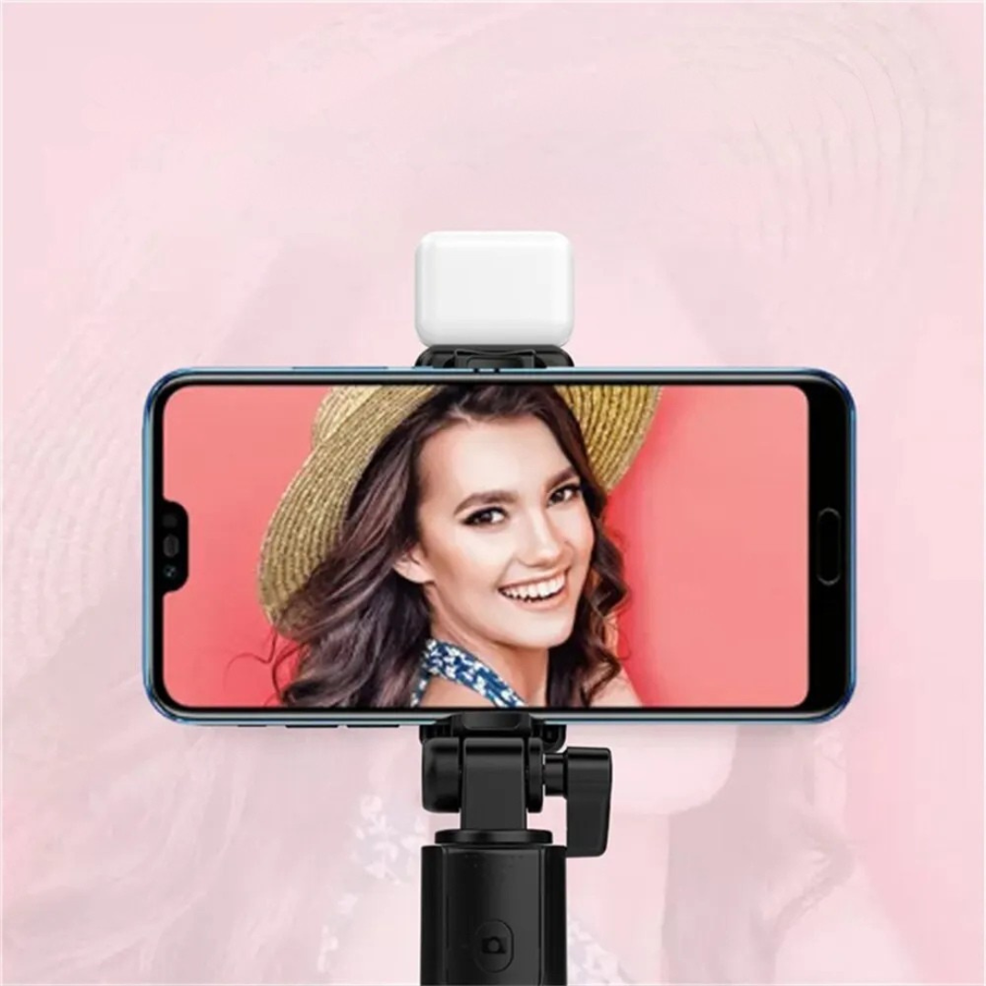 Nordspur | VeloGrip Retractable Selfie Stick Tripod