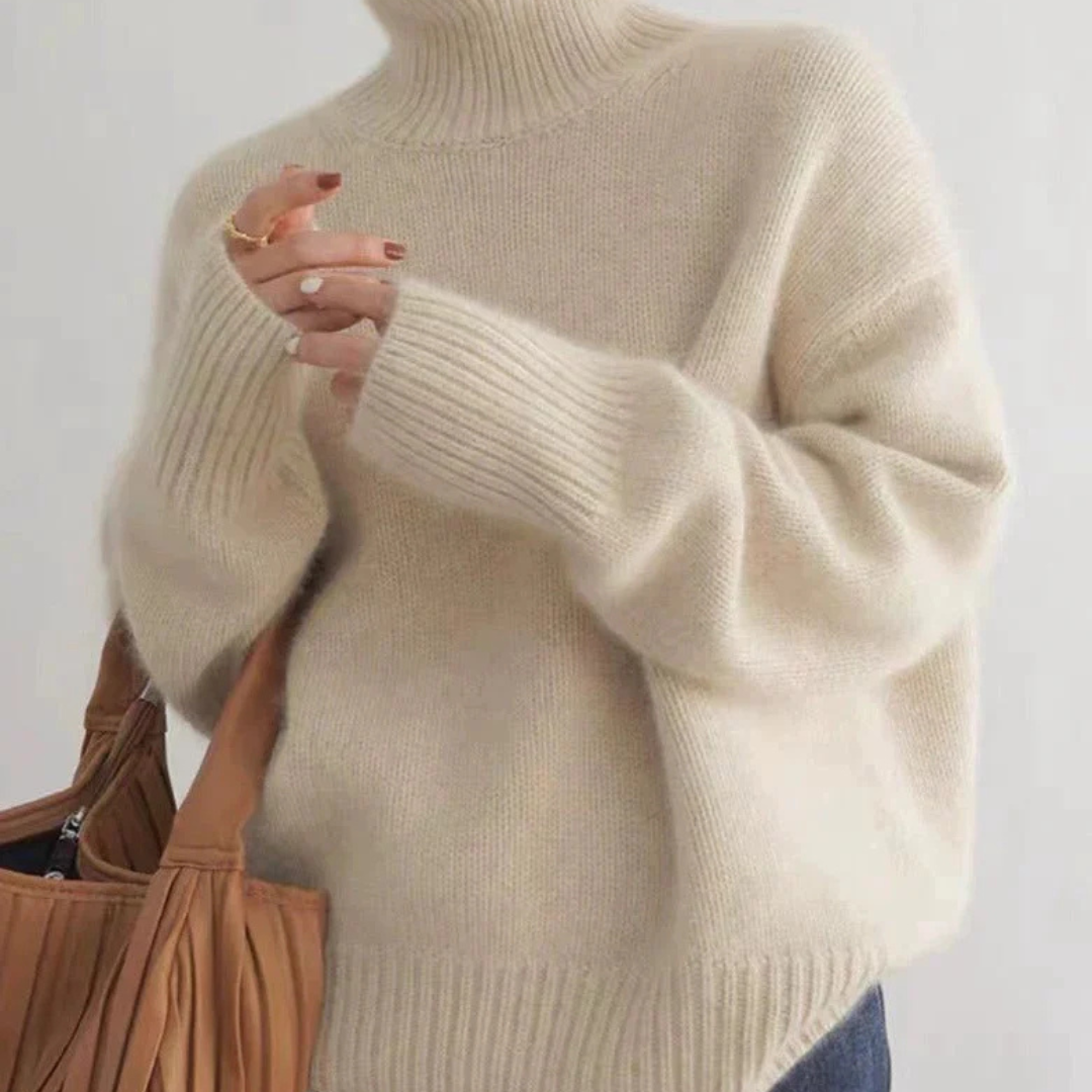 Amelia Cashmere Turtleneck Top Luxurious Black or White