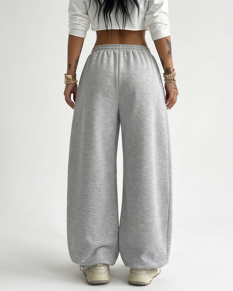 The Sculpted Street Pleated Baggy Sweats